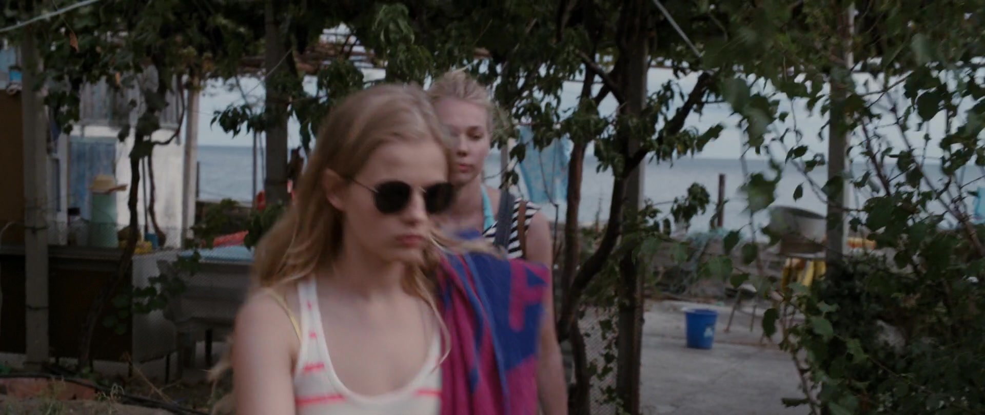 Kak menya zovut (2014), wide, 2.37:1 — film still