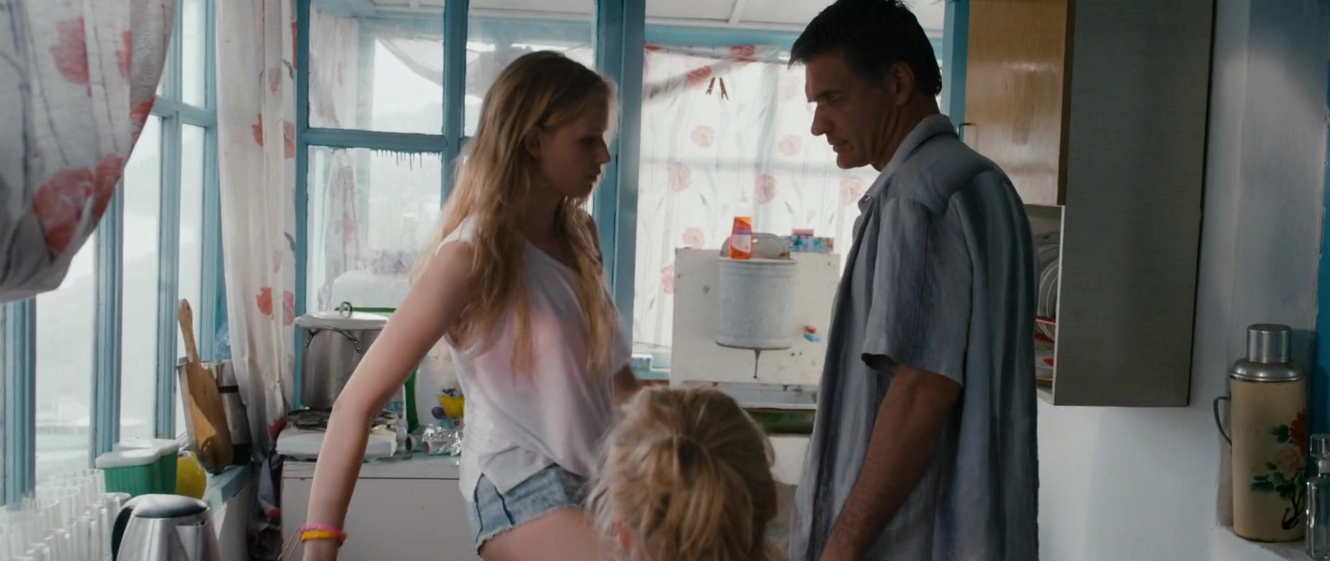 Kak menya zovut (2014), wide, 2.37:1 — film still