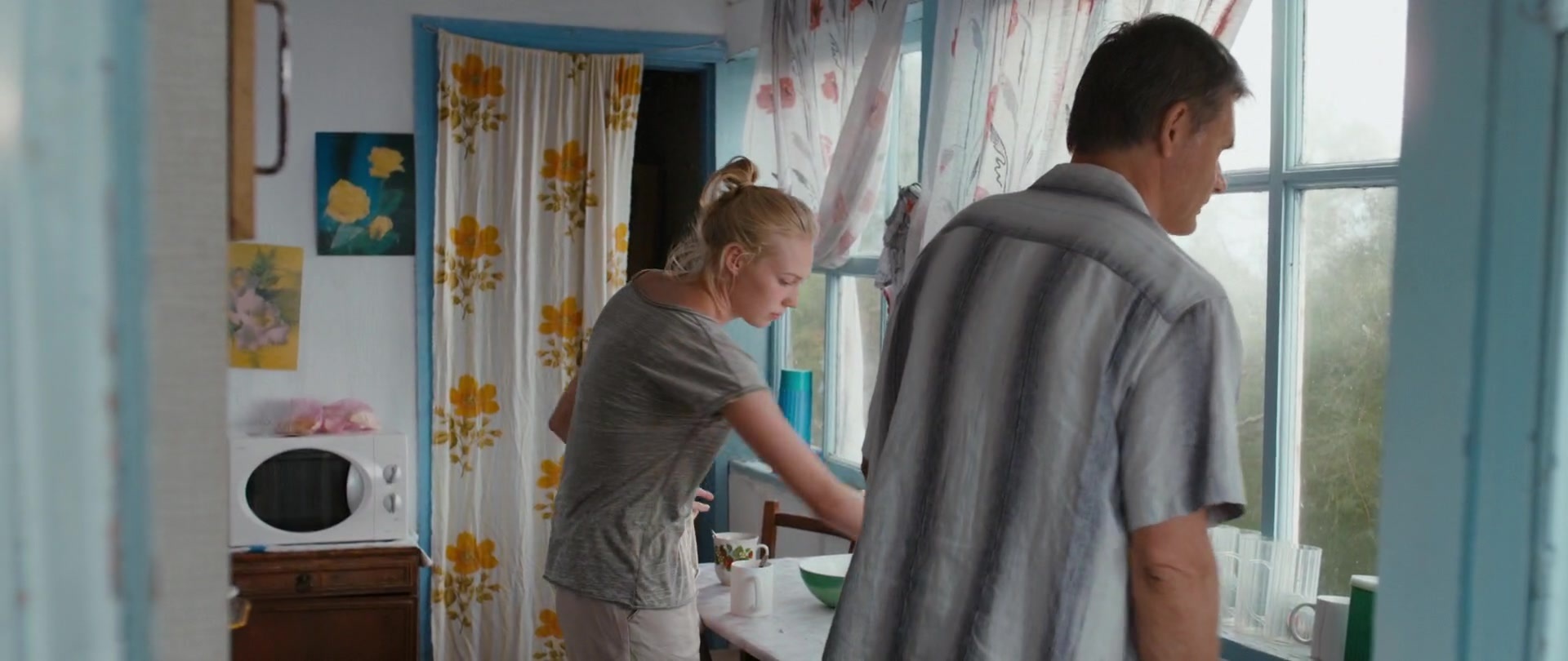 Kak menya zovut (2014), wide, 2.37:1 — film still