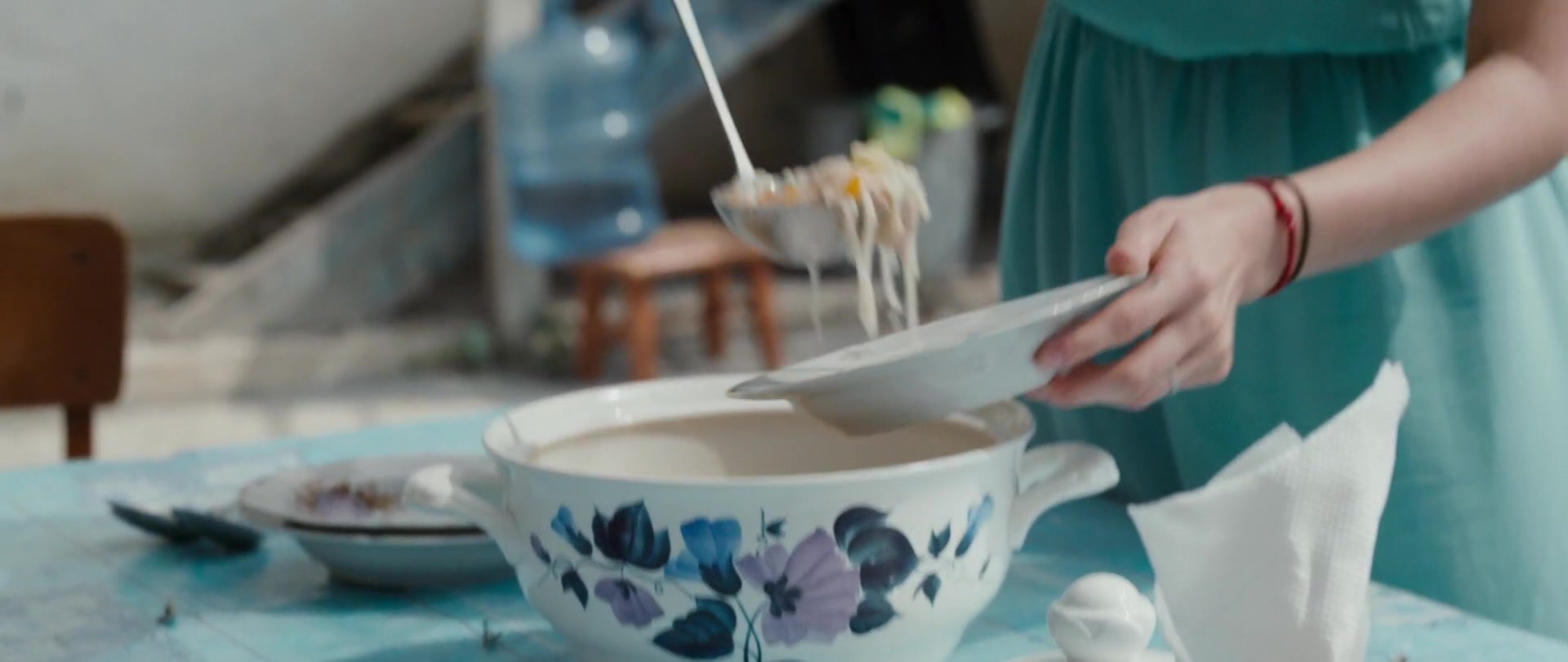 Kak menya zovut (2014), wide, 2.37:1 — film still