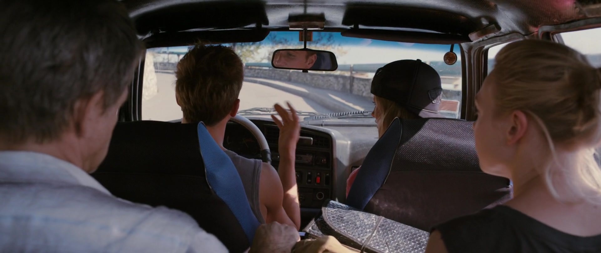 Kak menya zovut (2014), wide, 2.37:1 — film still