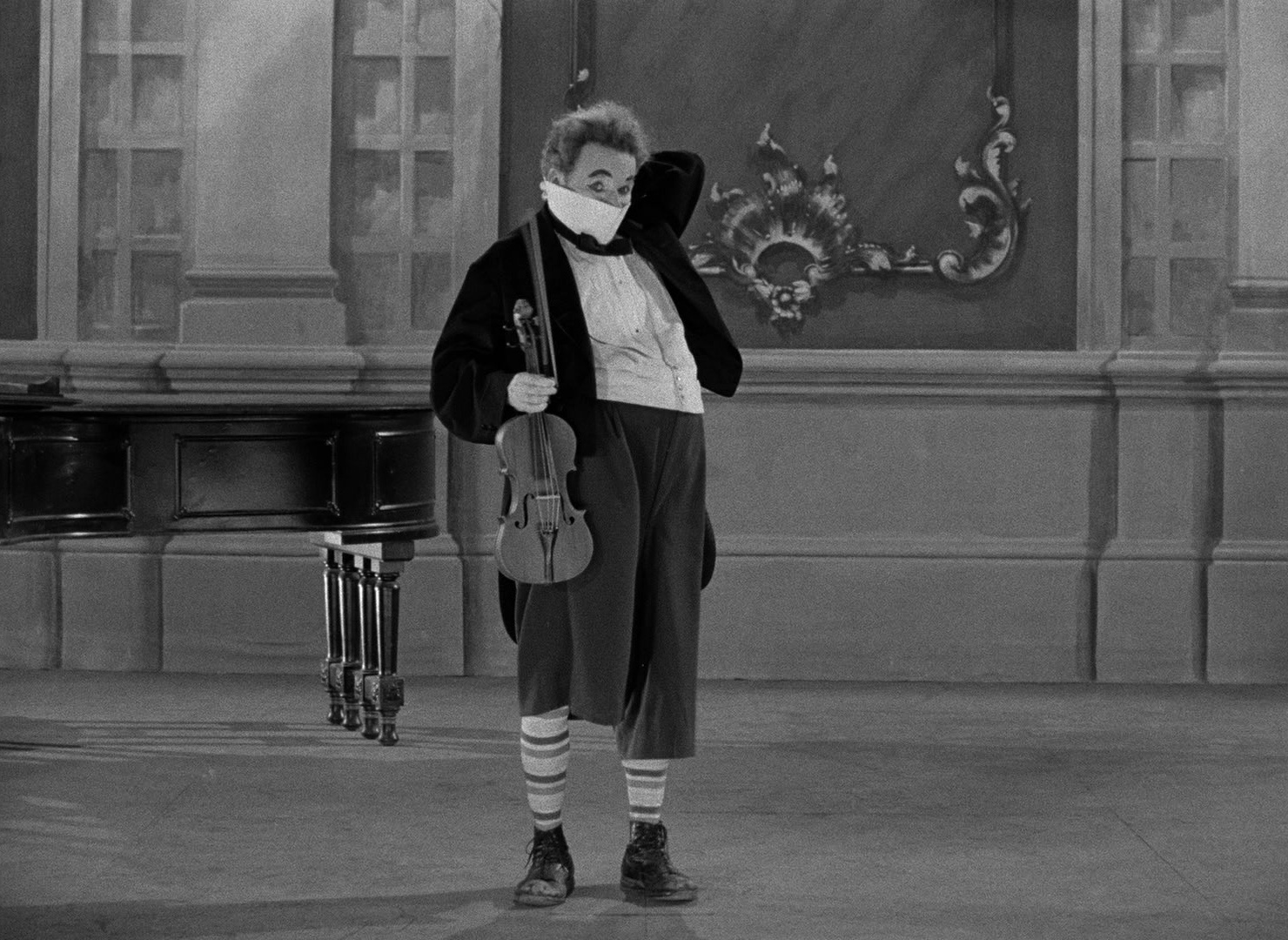 Limelight (1952), wide, 1.37:1 — film still