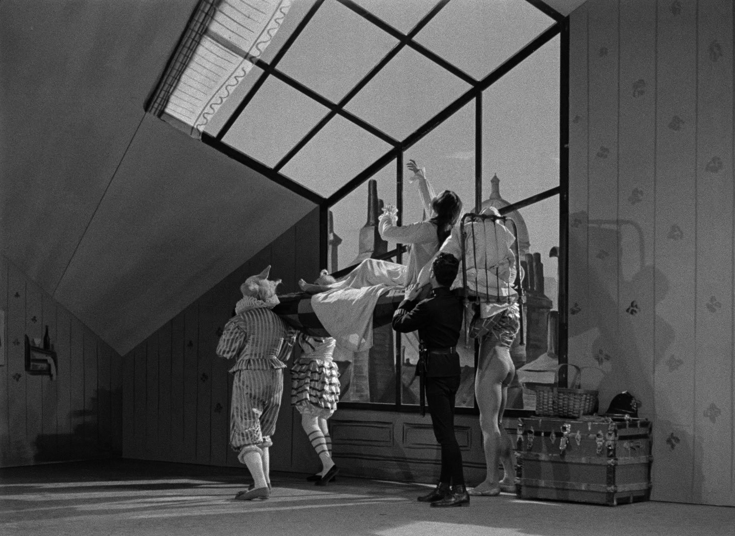 Limelight (1952), wide, 1.37:1 — film still