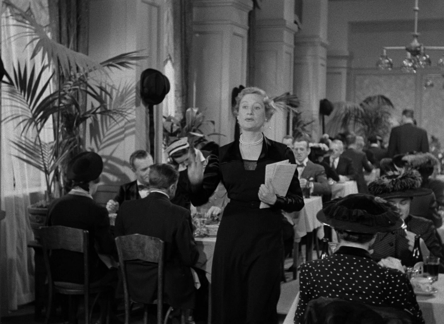 Limelight (1952), wide, 1.37:1 — film still