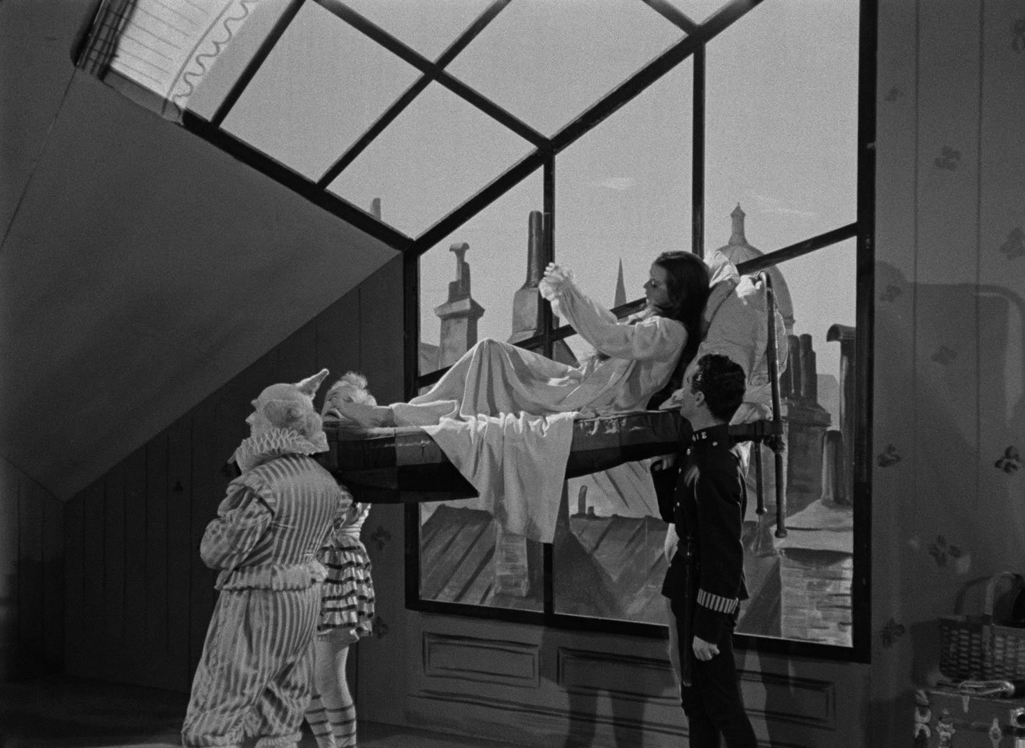 Limelight (1952), wide, 1.37:1 — film still