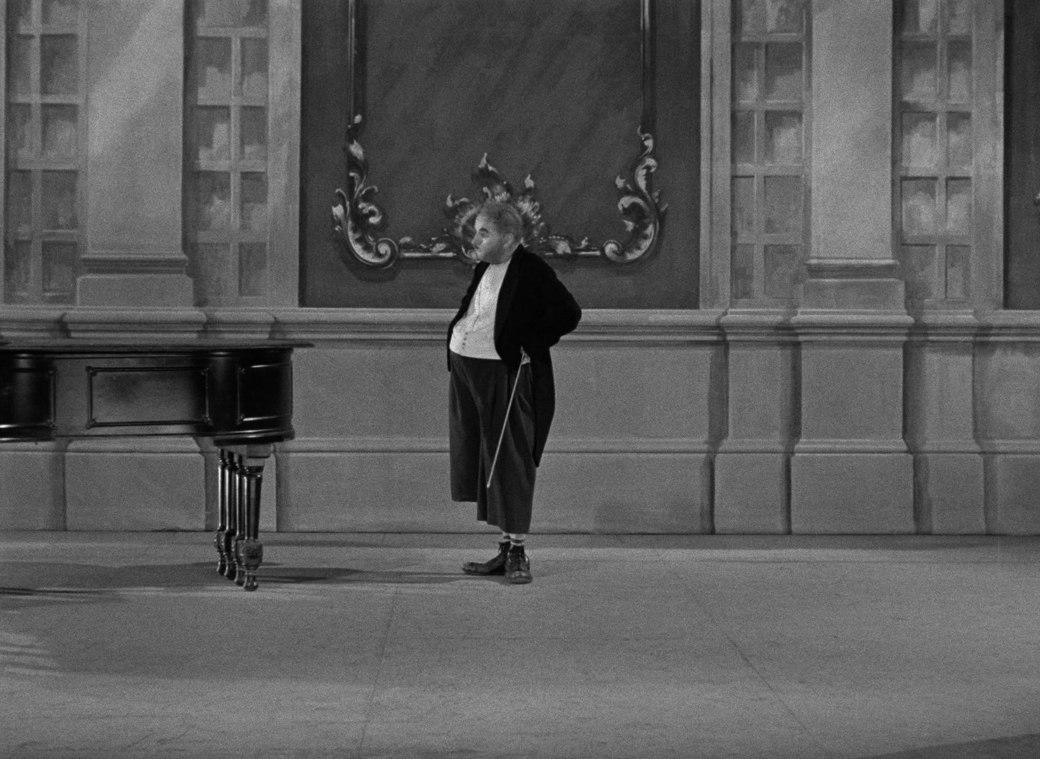 Limelight (1952), medium, 1.37:1 — film still