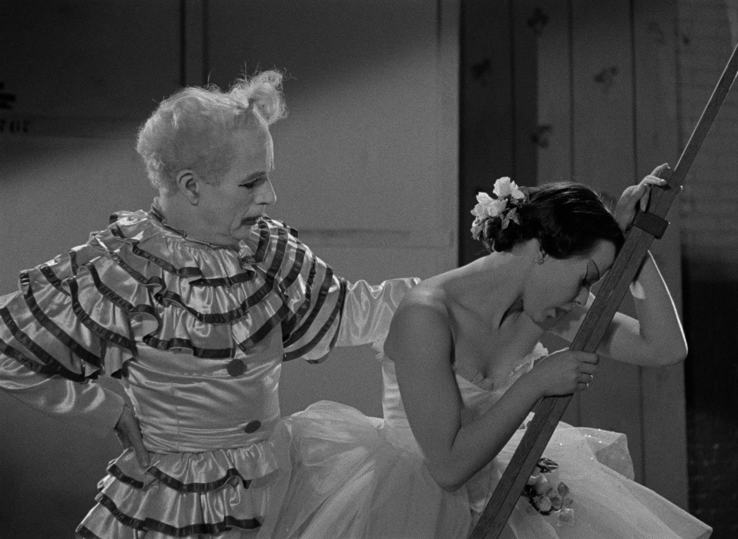 Limelight (1952), wide, 1.37:1 — film still