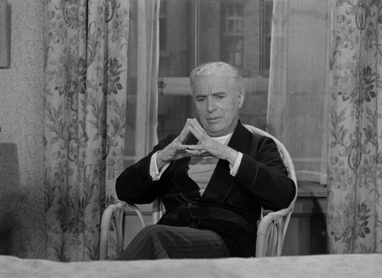Limelight (1952), wide, 1.37:1 — film still