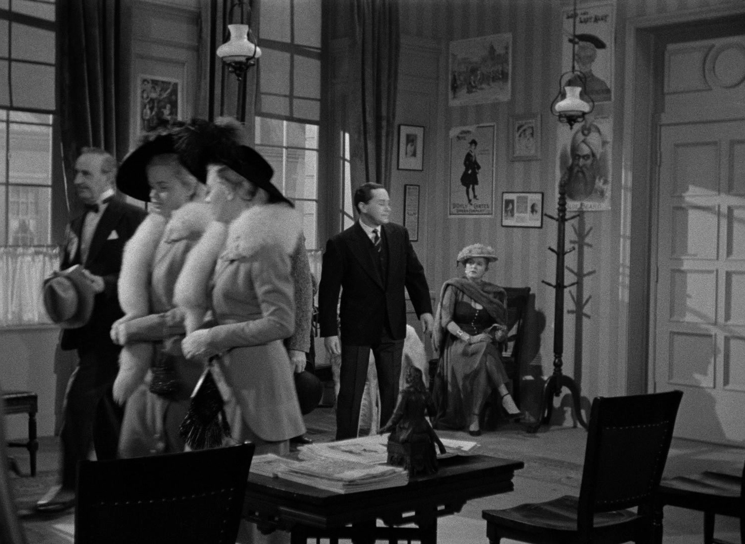 Limelight (1952), wide, 1.37:1 — film still