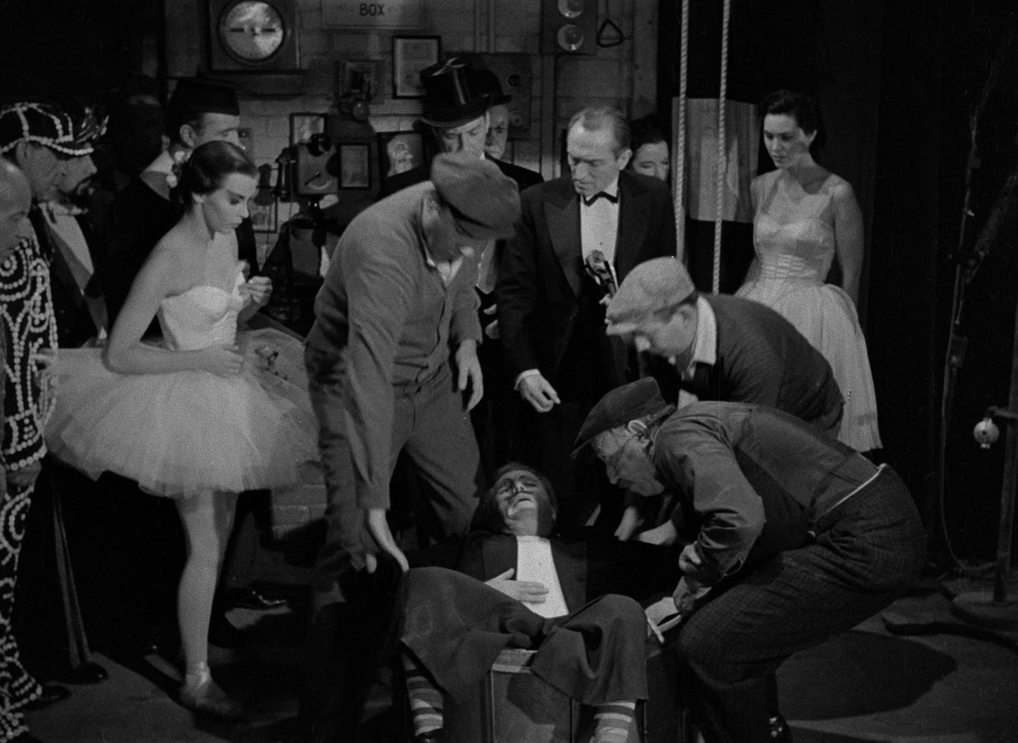 Limelight (1952), wide, 1.37:1 — film still
