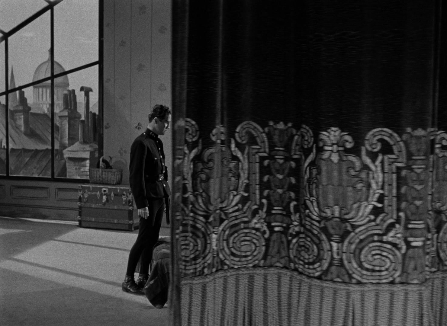 Limelight (1952), wide, 1.37:1 — film still
