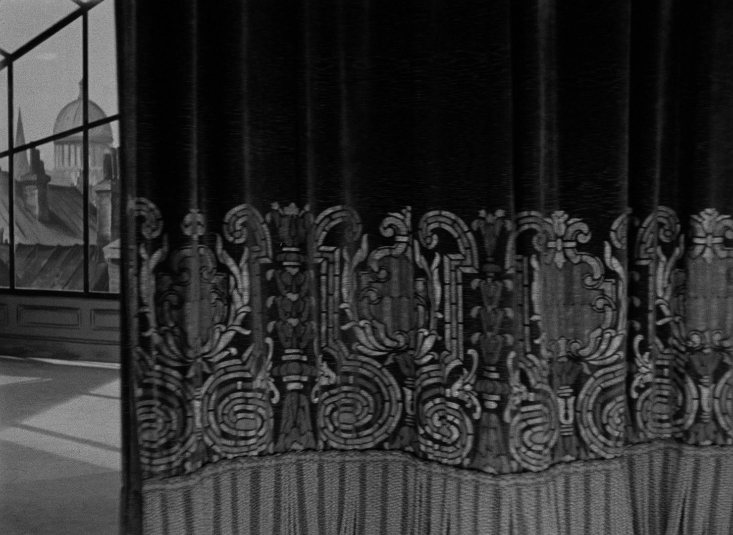 Limelight (1952), wide, 1.37:1 — film still