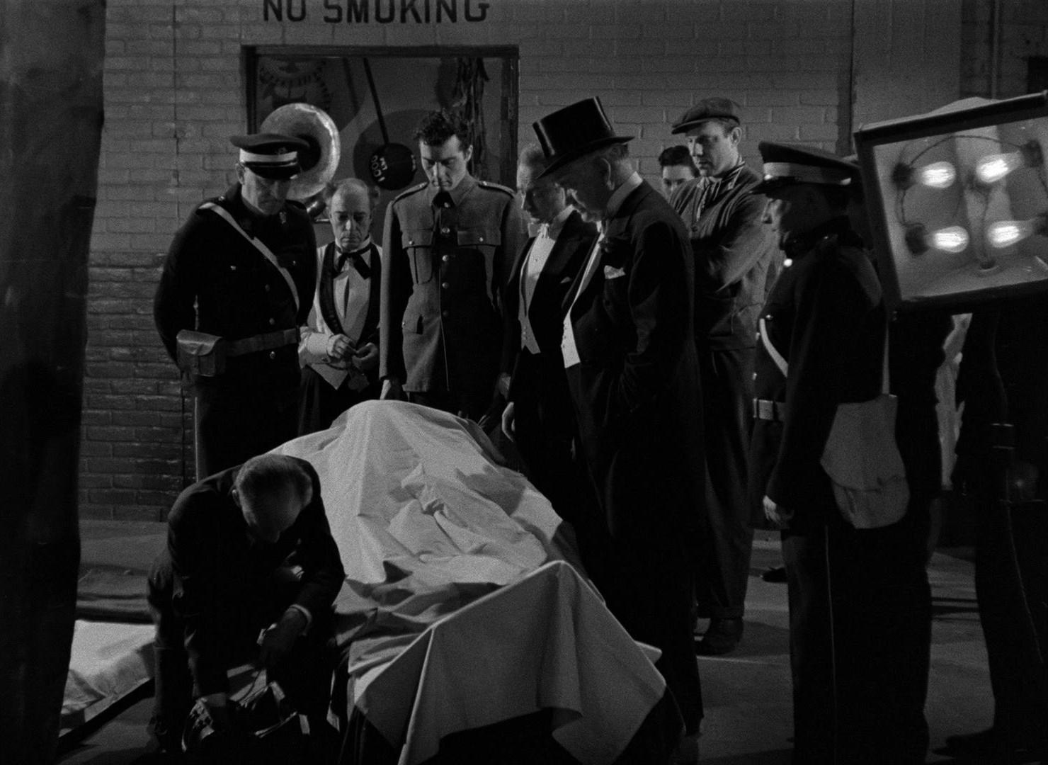 Limelight (1952), wide, 1.37:1 — film still