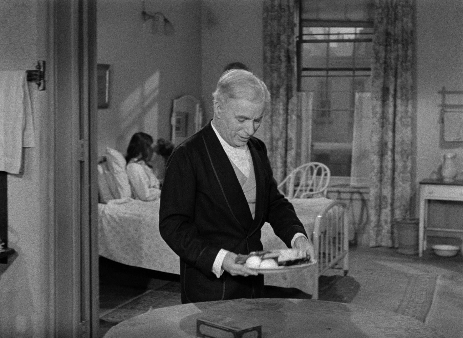 Limelight (1952), wide, 1.37:1 — film still
