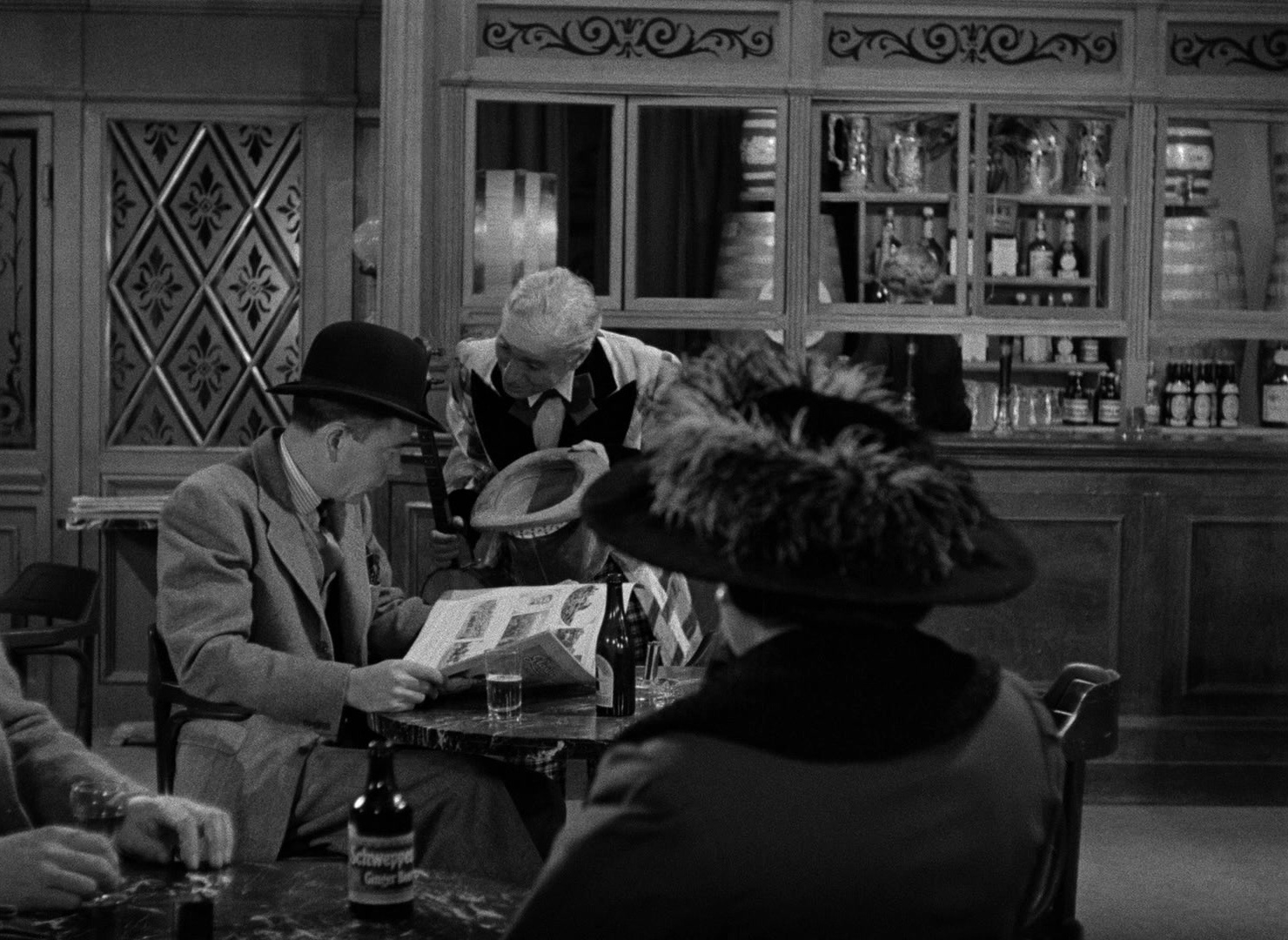 Limelight (1952), wide, 1.37:1 — film still