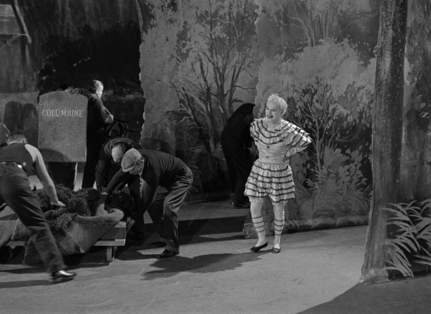Limelight (1952), wide, 1.37:1 — film still