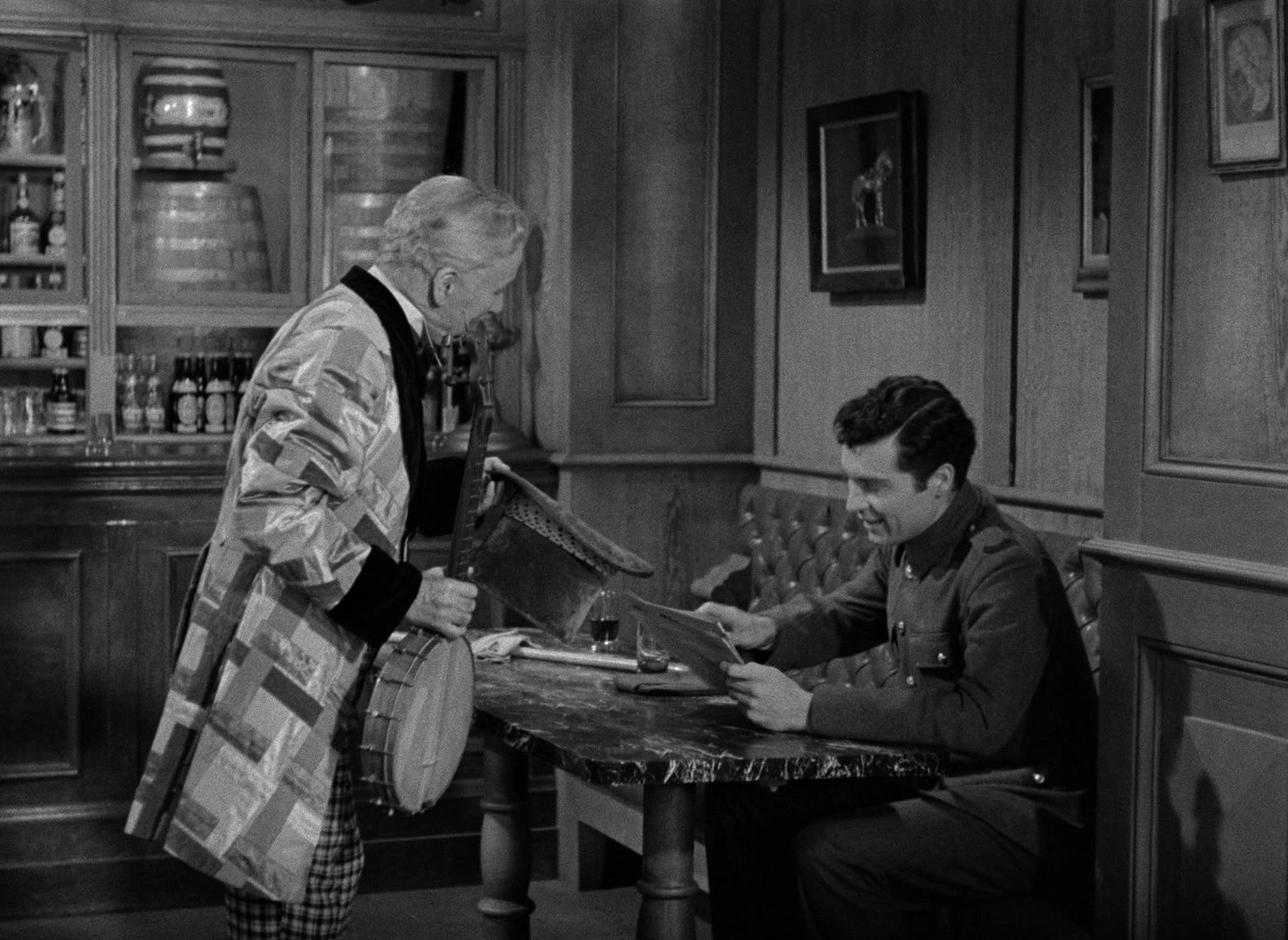 Limelight (1952), wide, 1.37:1 — film still
