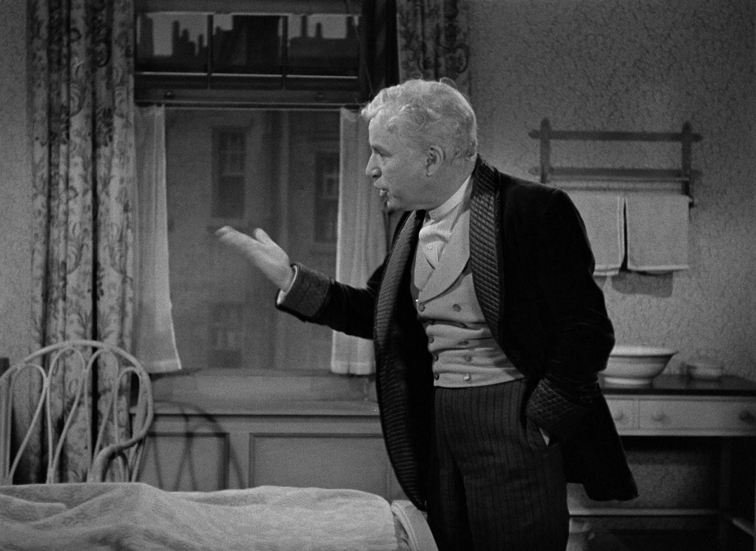 Limelight (1952), wide, 1.37:1 — film still