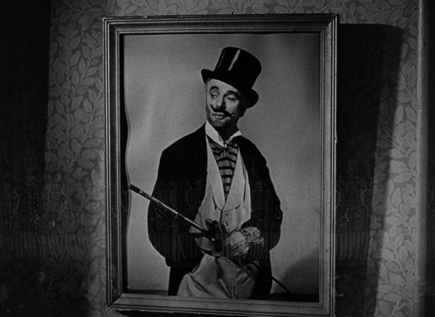 Limelight (1952), wide, 1.37:1 — film still