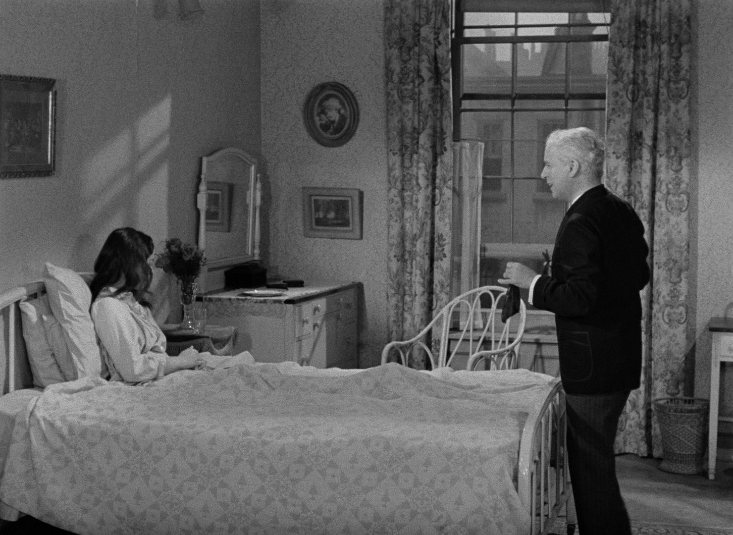 Limelight (1952), wide, 1.37:1 — film still