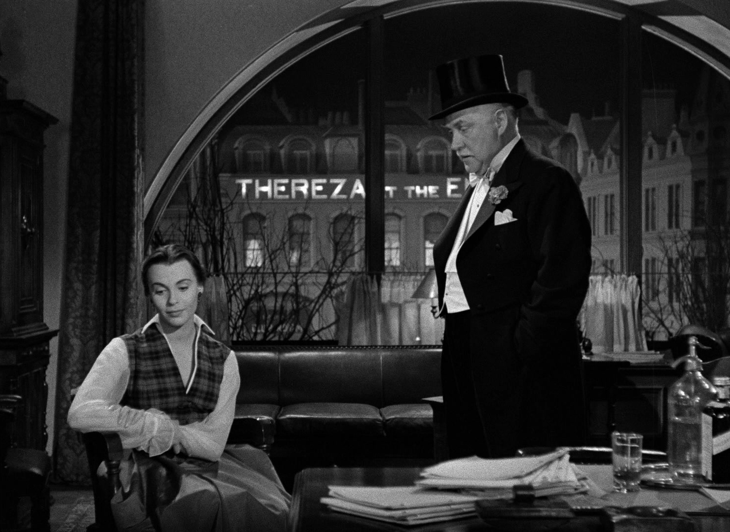 Limelight (1952), wide, 1.37:1 — film still