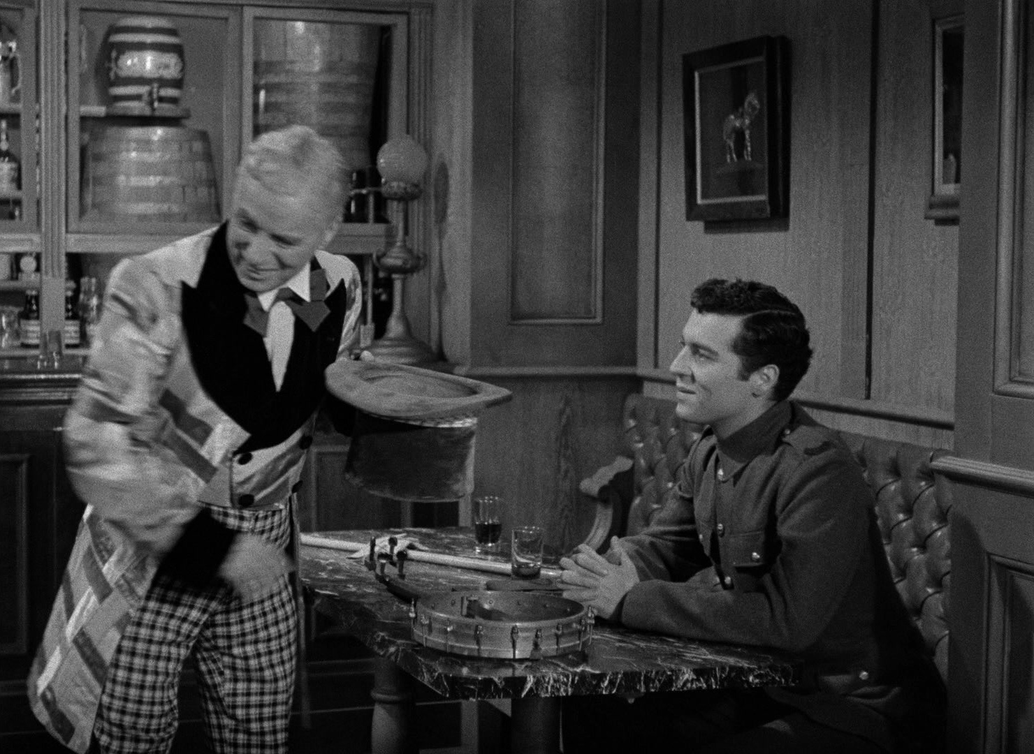 Limelight (1952), wide, 1.37:1 — film still
