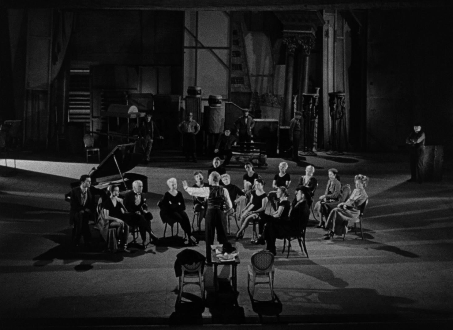 Limelight (1952), wide, 1.37:1 — film still