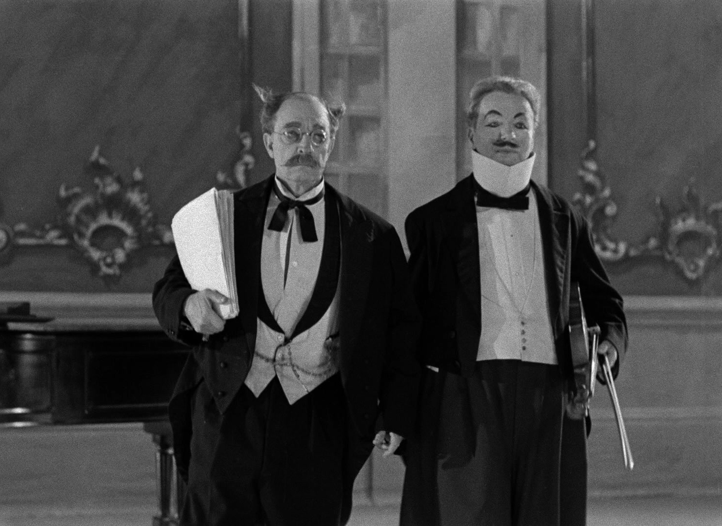 Limelight (1952), wide, 1.37:1 — film still
