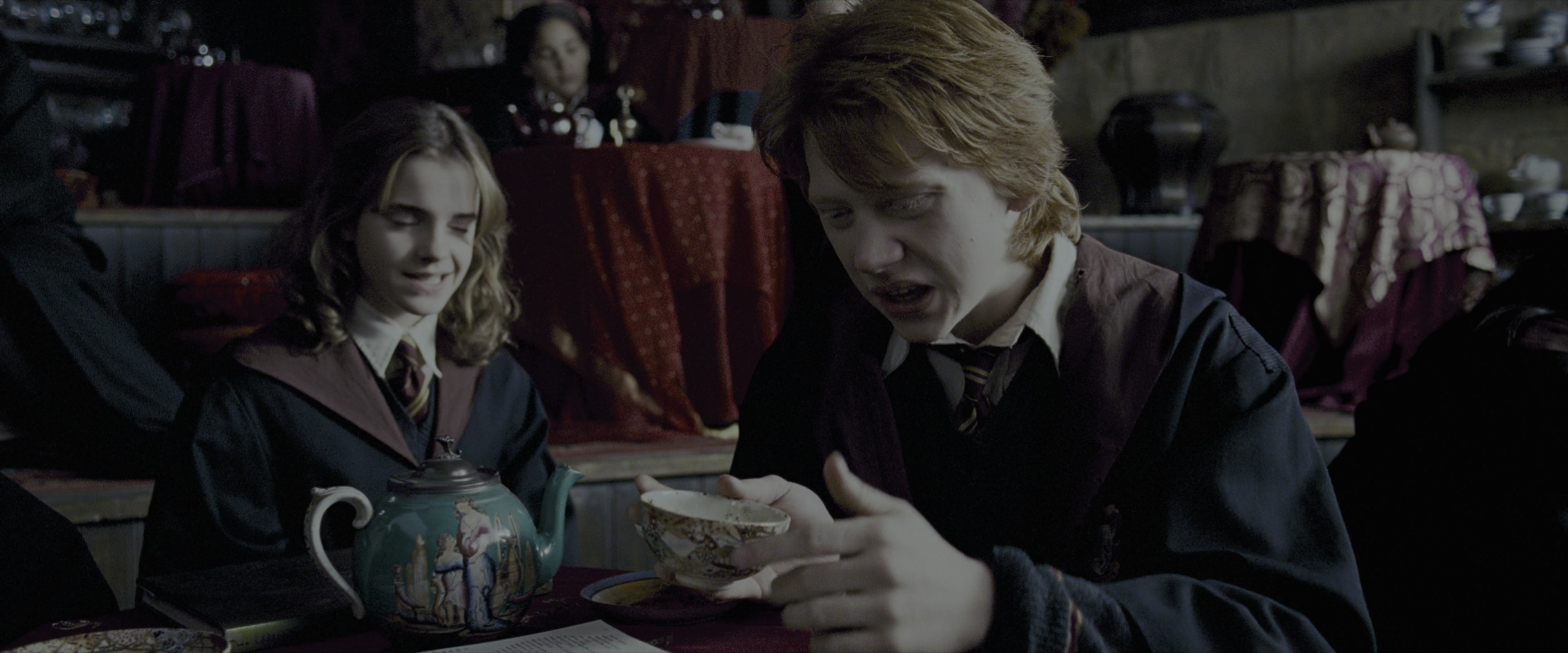 Harry Potter and the Prisoner of Azkaban (2004), wide, 2.40:1 — film still