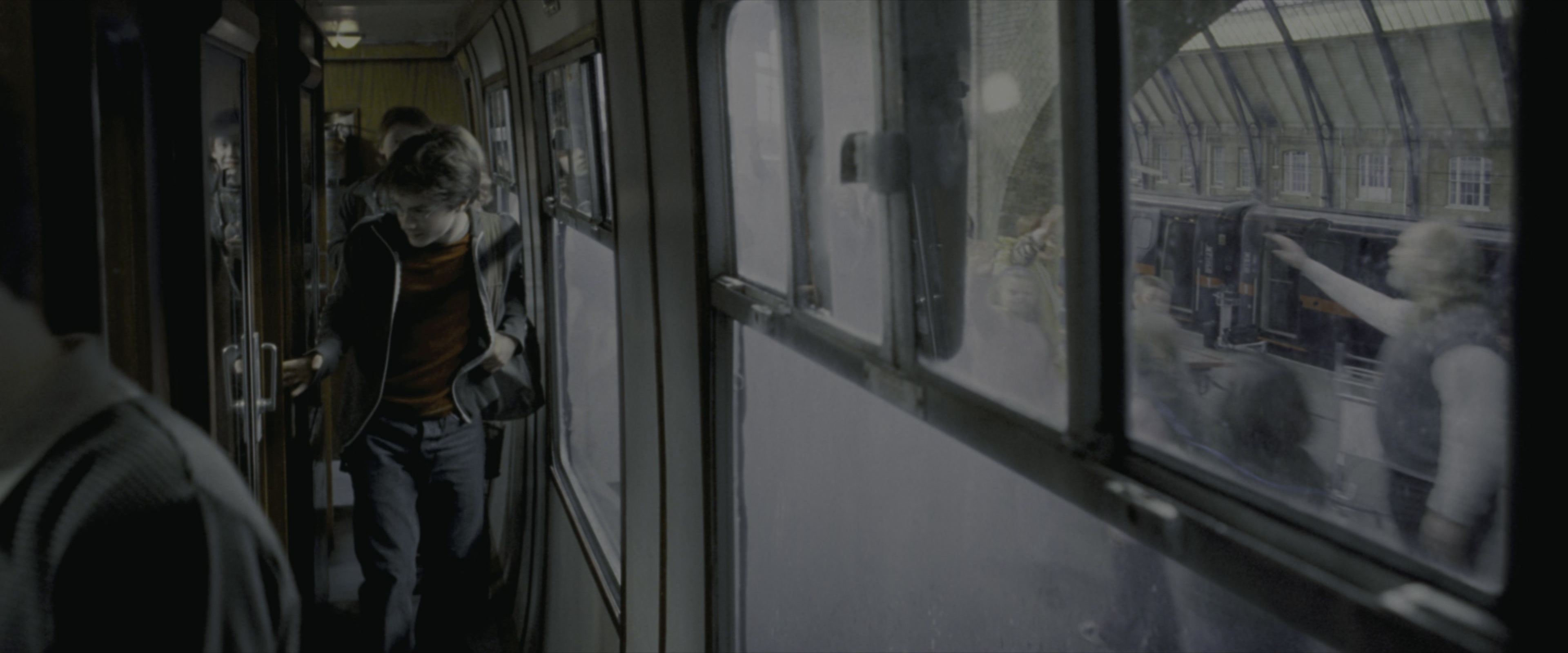 Harry Potter and the Prisoner of Azkaban (2004), wide, 2.40:1 — film still