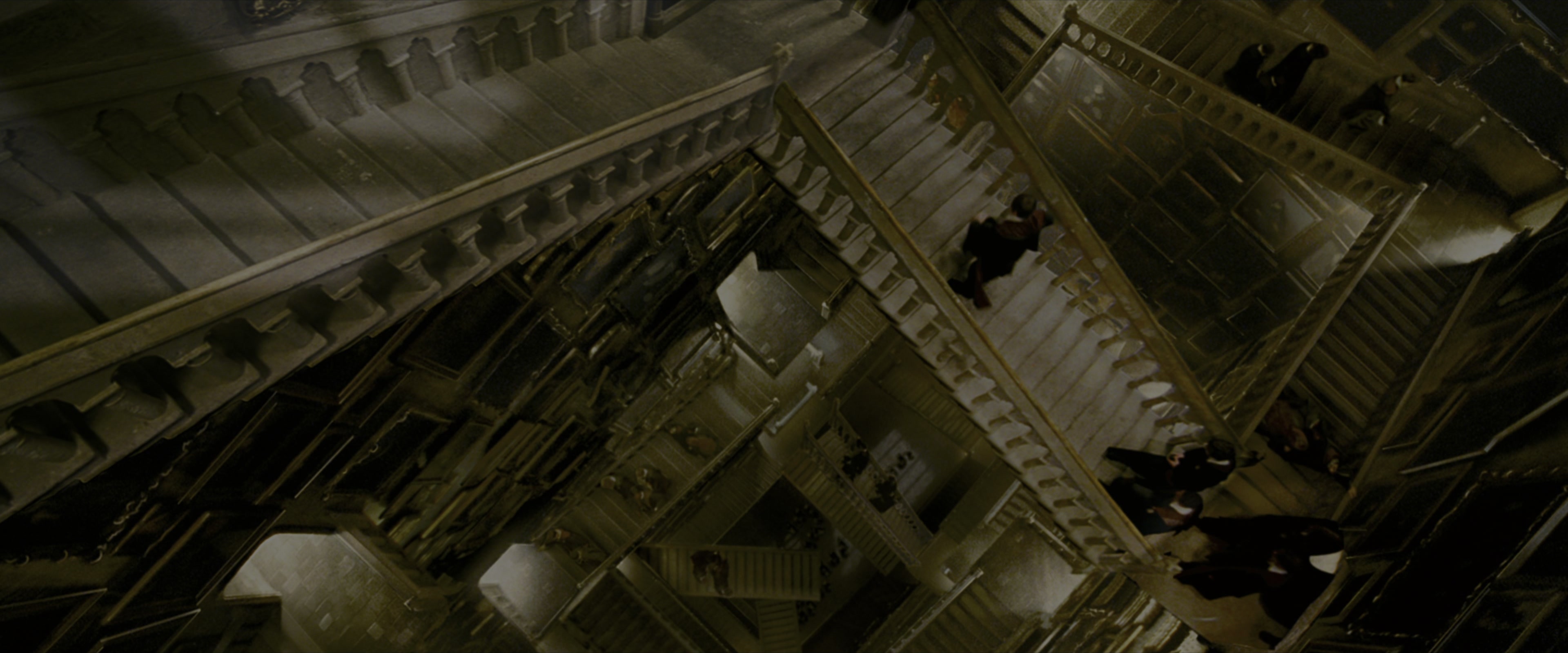 Harry Potter and the Prisoner of Azkaban (2004), wide, 2.40:1 — film still