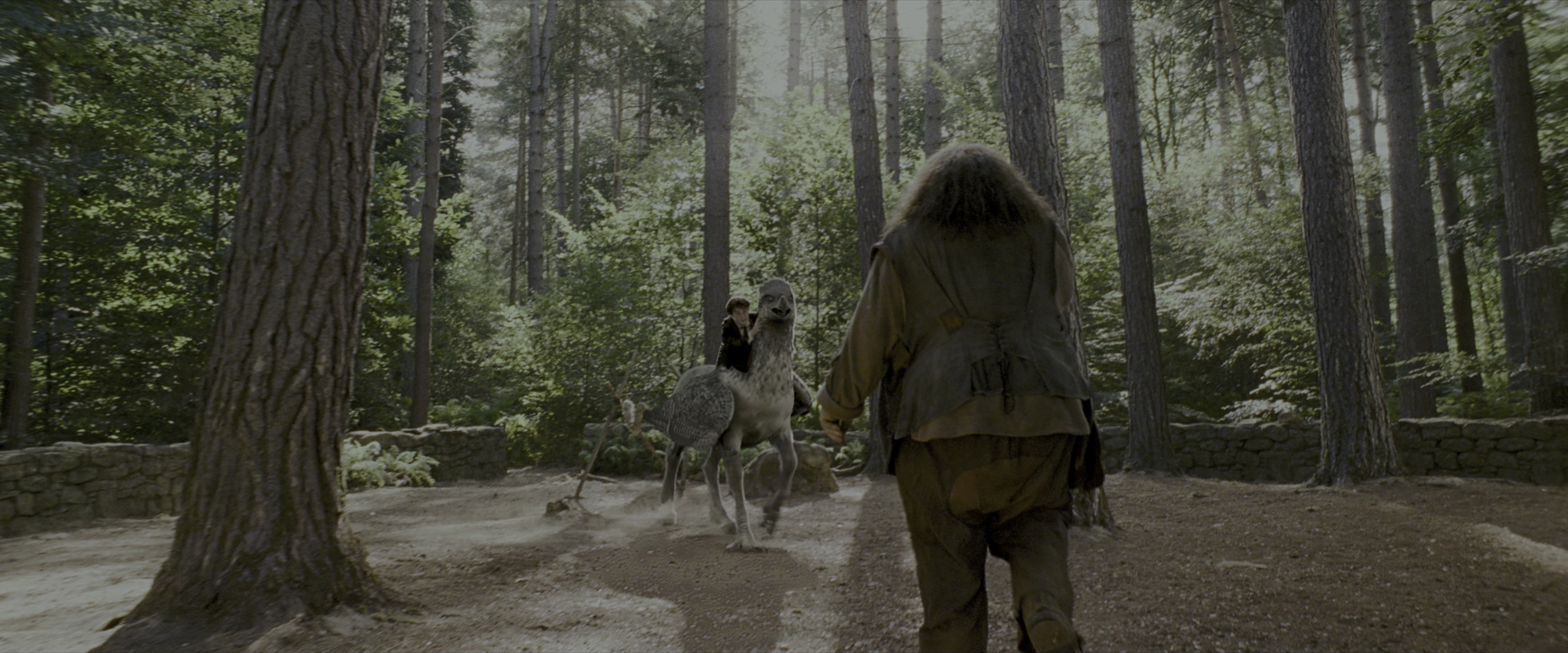 Harry Potter and the Prisoner of Azkaban (2004), wide, 2.40:1 — film still