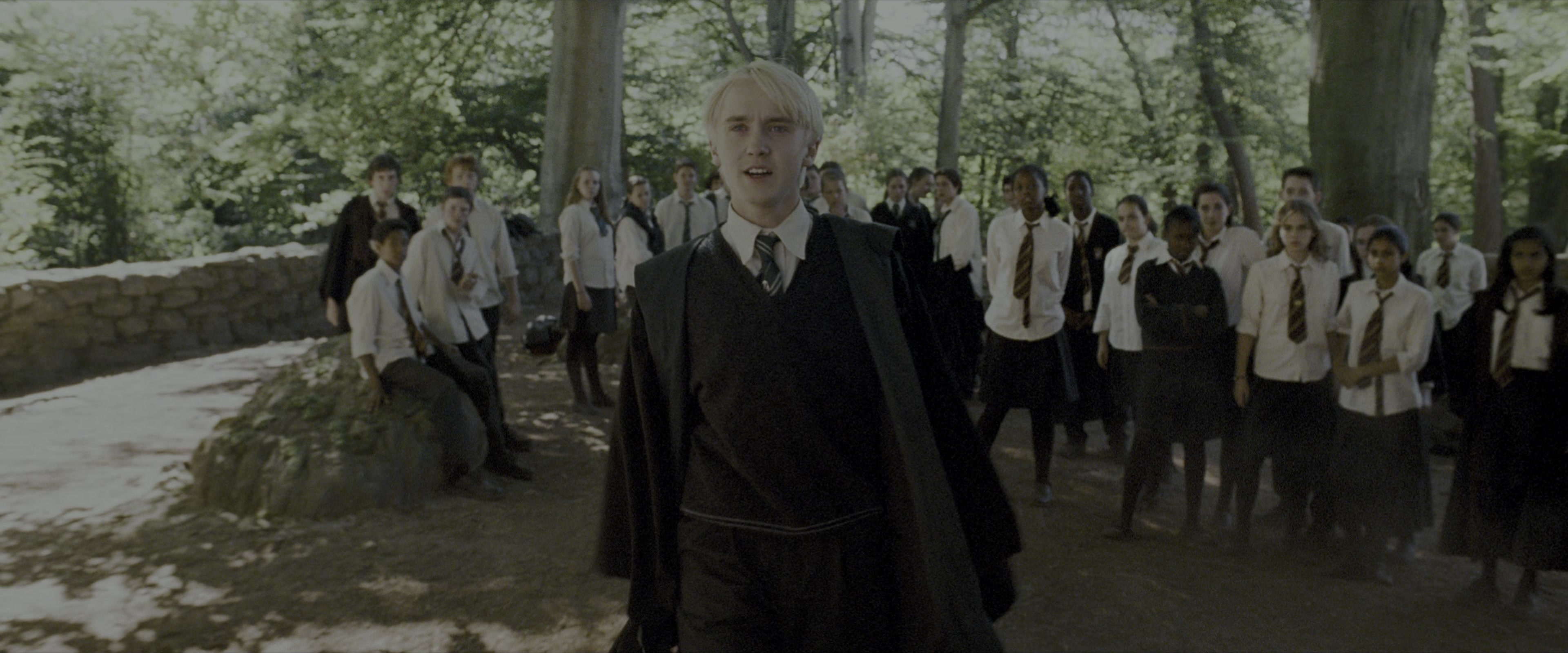 Harry Potter and the Prisoner of Azkaban (2004), wide, 2.40:1 — film still