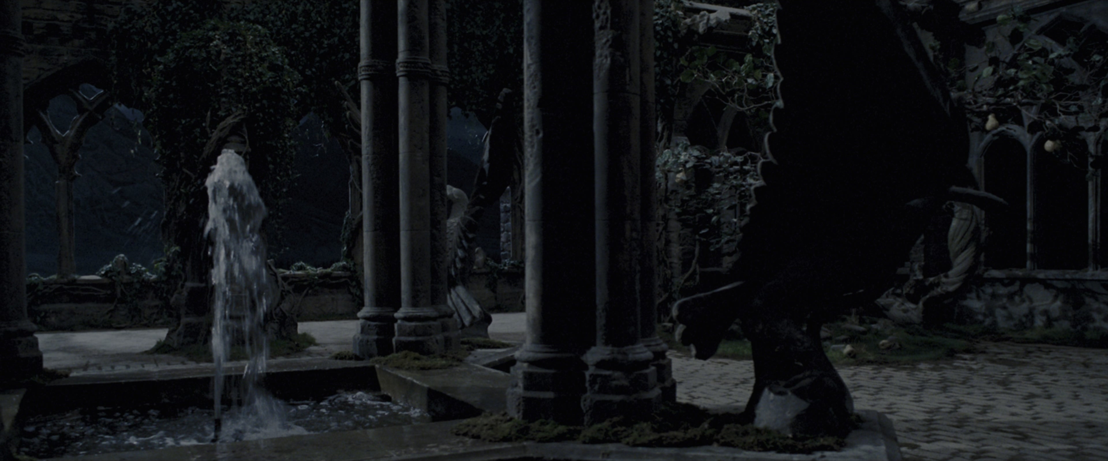 Harry Potter and the Prisoner of Azkaban (2004), wide, 2.40:1 — film still