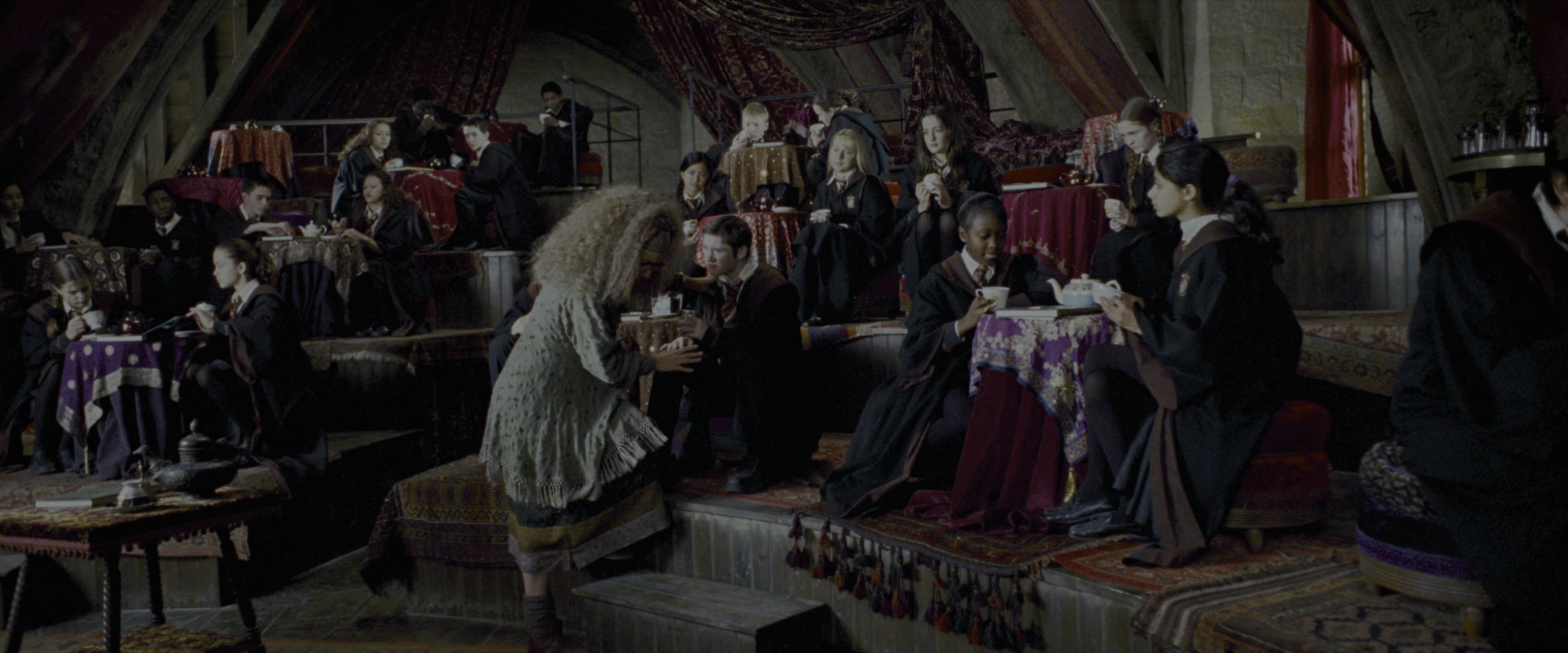 Harry Potter and the Prisoner of Azkaban (2004), wide, 2.40:1 — film still
