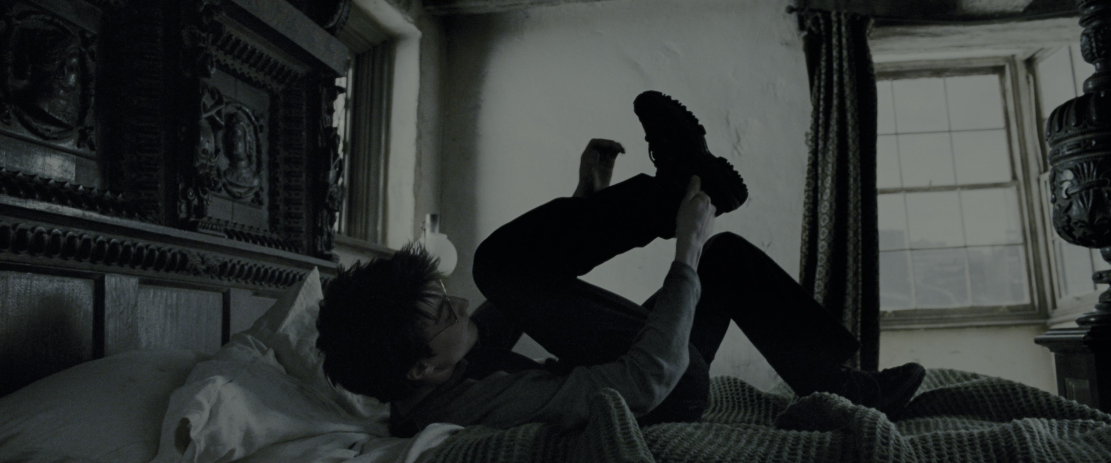 Harry Potter and the Prisoner of Azkaban (2004), wide, 2.40:1 — film still