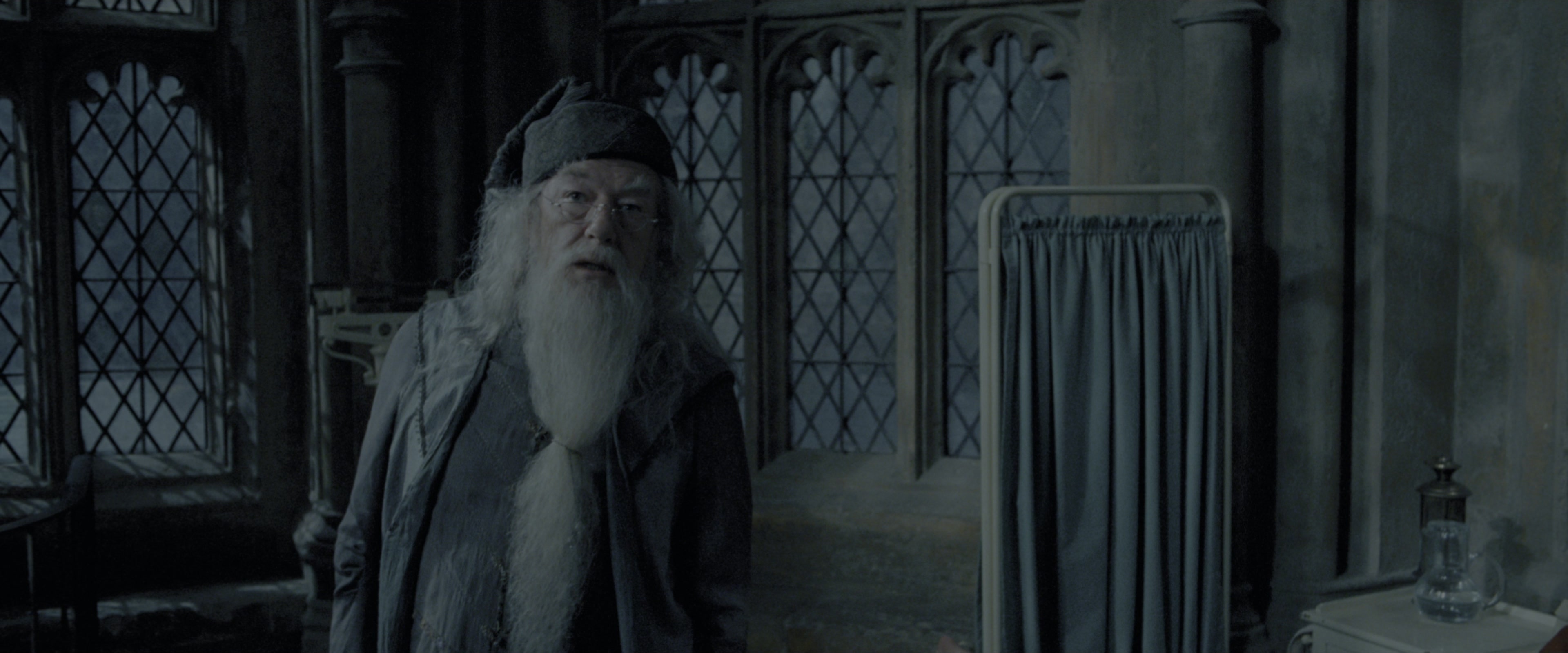 Harry Potter and the Prisoner of Azkaban (2004), wide, 2.40:1 — film still