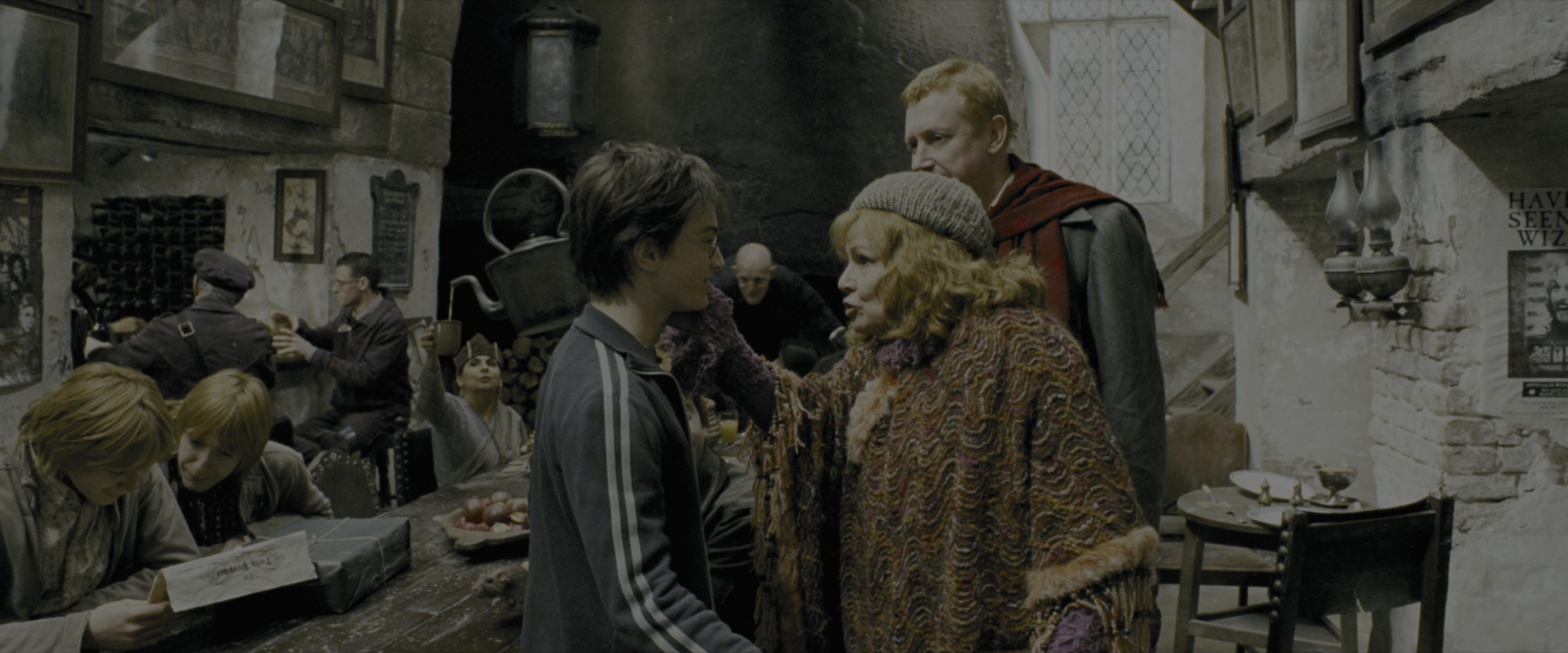 Harry Potter and the Prisoner of Azkaban (2004), wide, 2.40:1 — film still