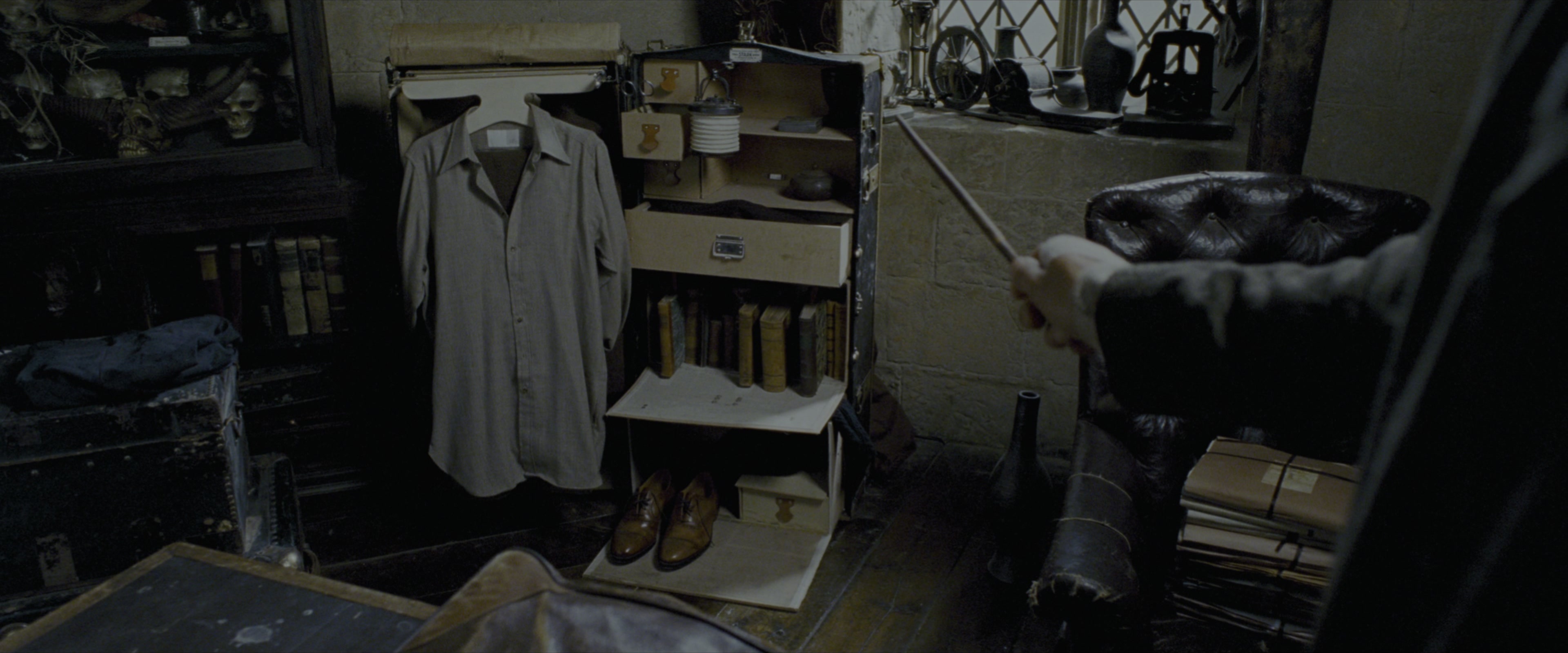 Harry Potter and the Prisoner of Azkaban (2004), wide, 2.40:1 — film still