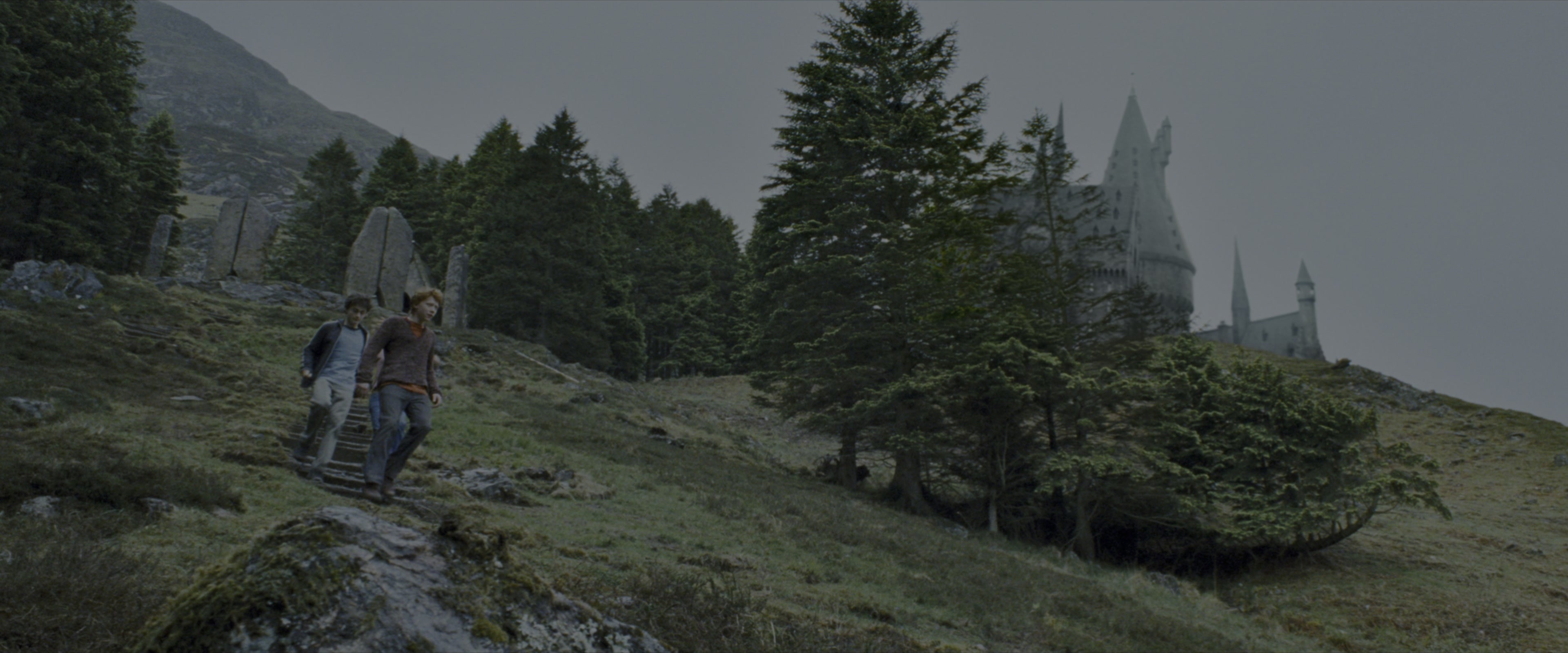 Harry Potter and the Prisoner of Azkaban (2004), wide, 2.40:1 — film still