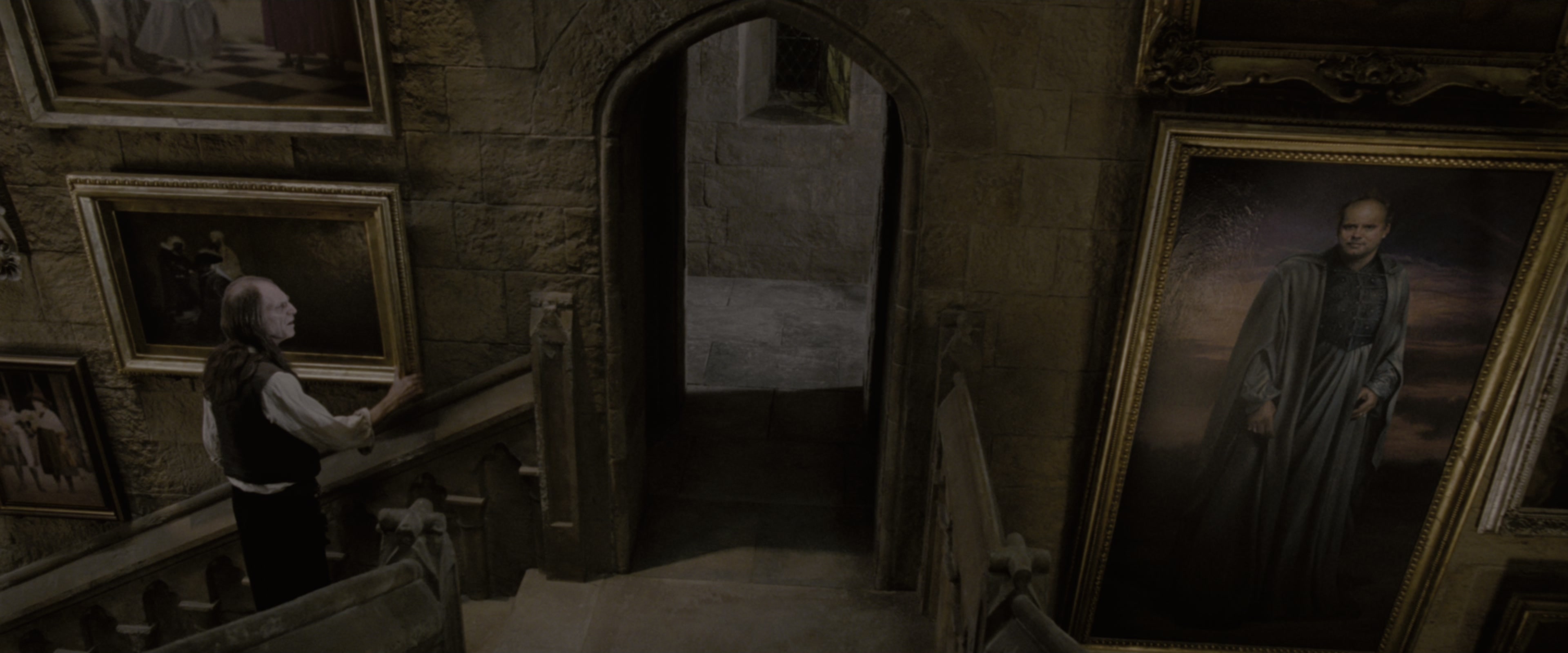 Harry Potter and the Order of the Phoenix (2007), wide, 2.40:1 — film still
