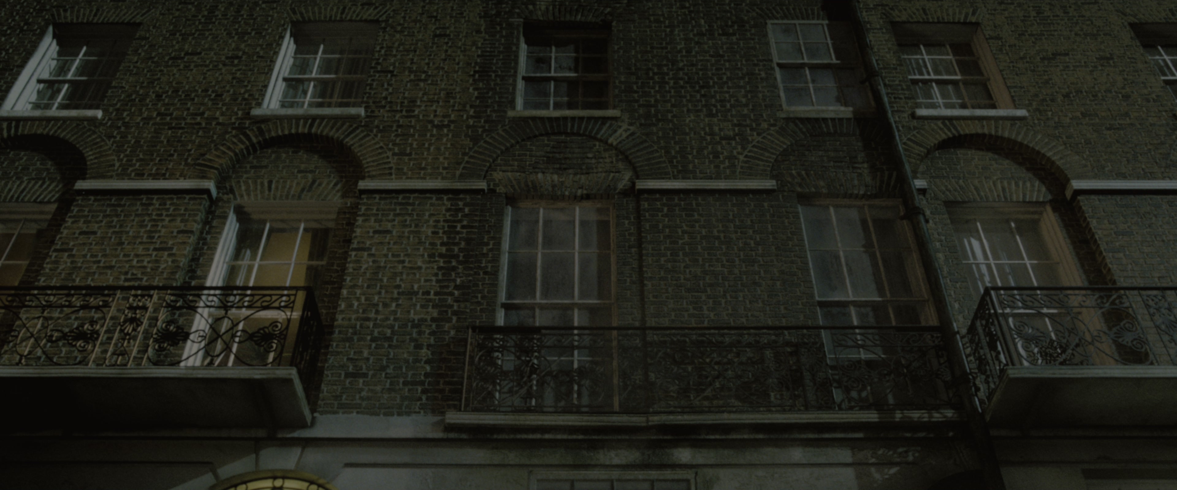 Harry Potter and the Order of the Phoenix (2007), wide, 2.40:1 — film still