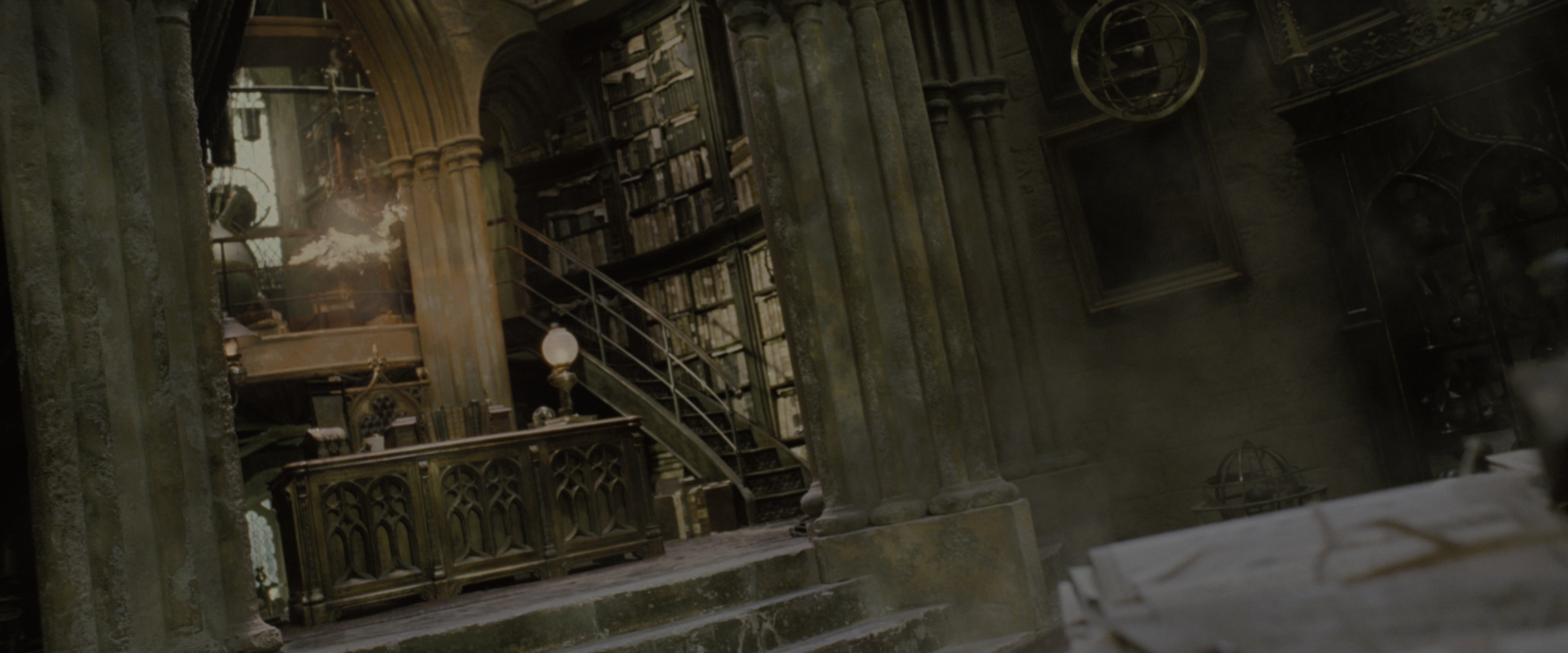 Harry Potter and the Order of the Phoenix (2007), wide, 2.40:1 — film still