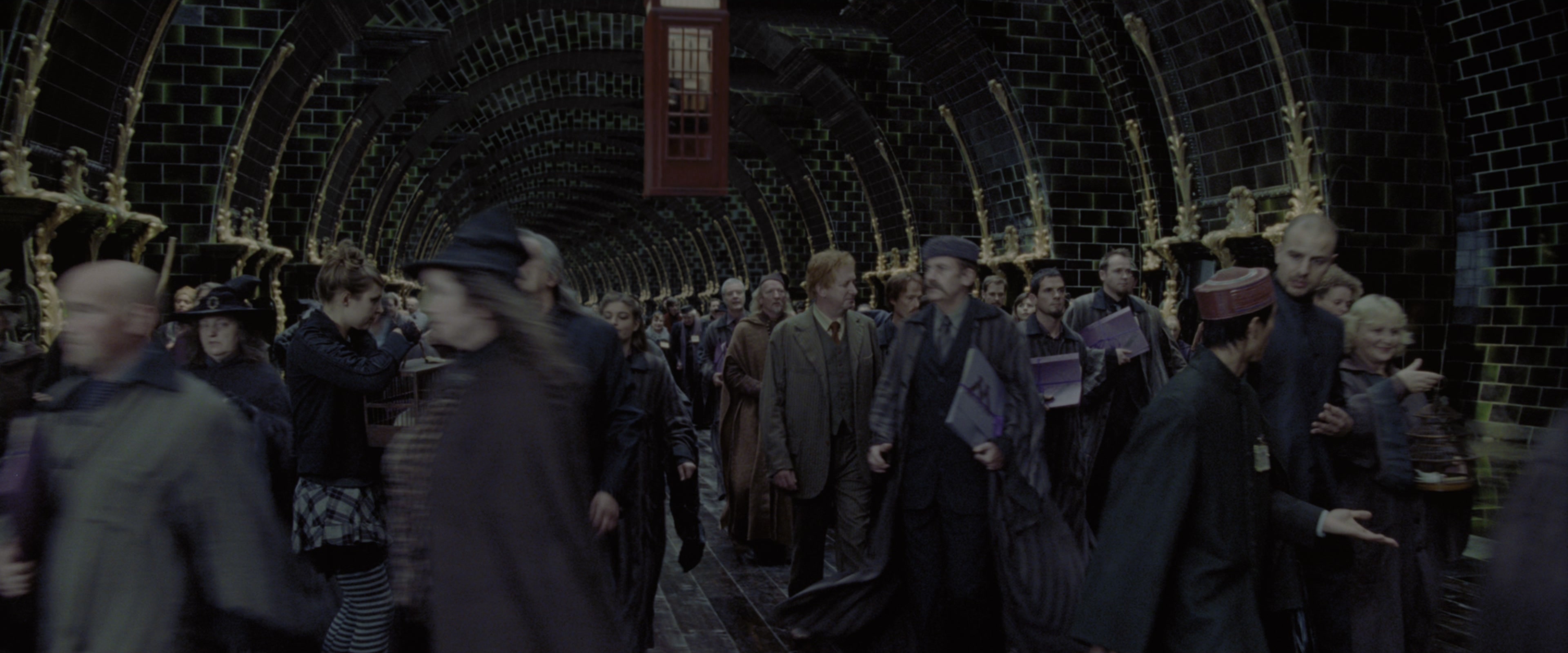 Harry Potter and the Order of the Phoenix (2007), wide, 2.40:1 — film still
