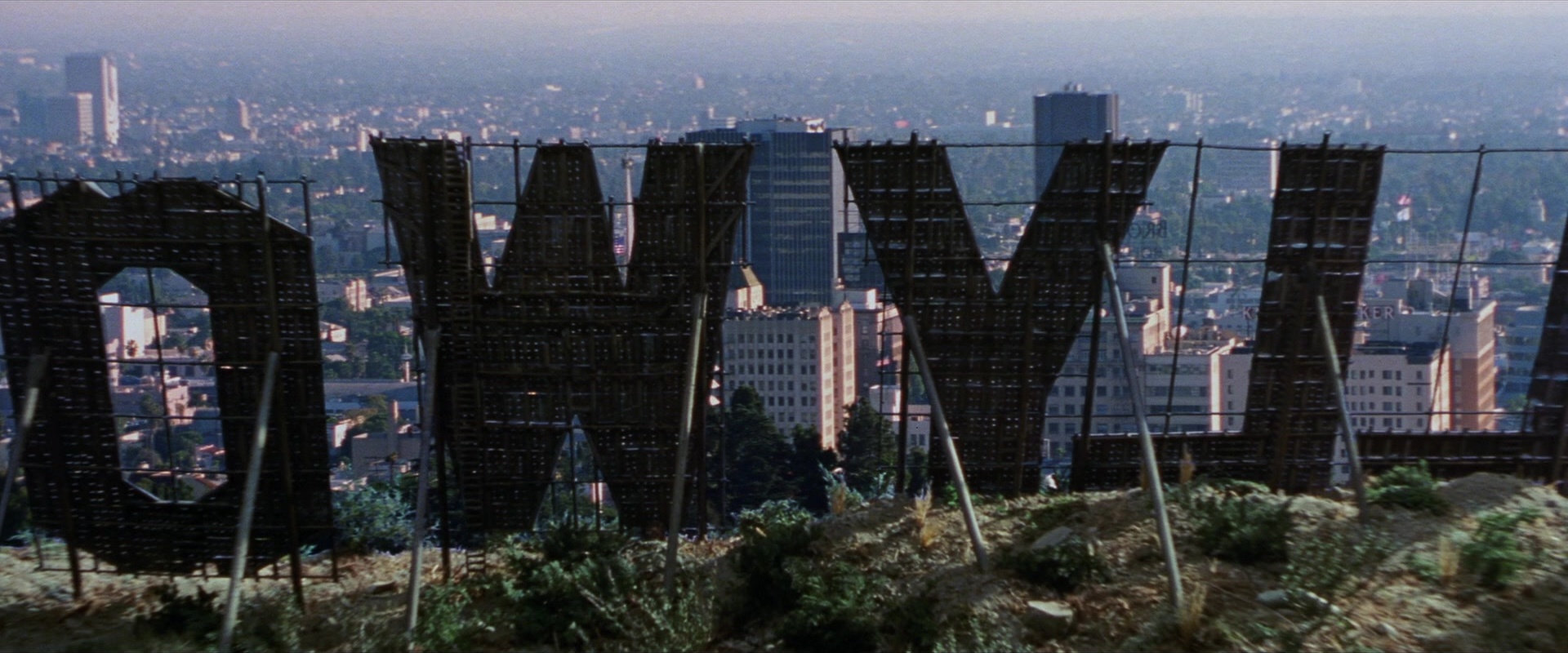 Man on the Moon (1999), wide, 2.40:1 — film still