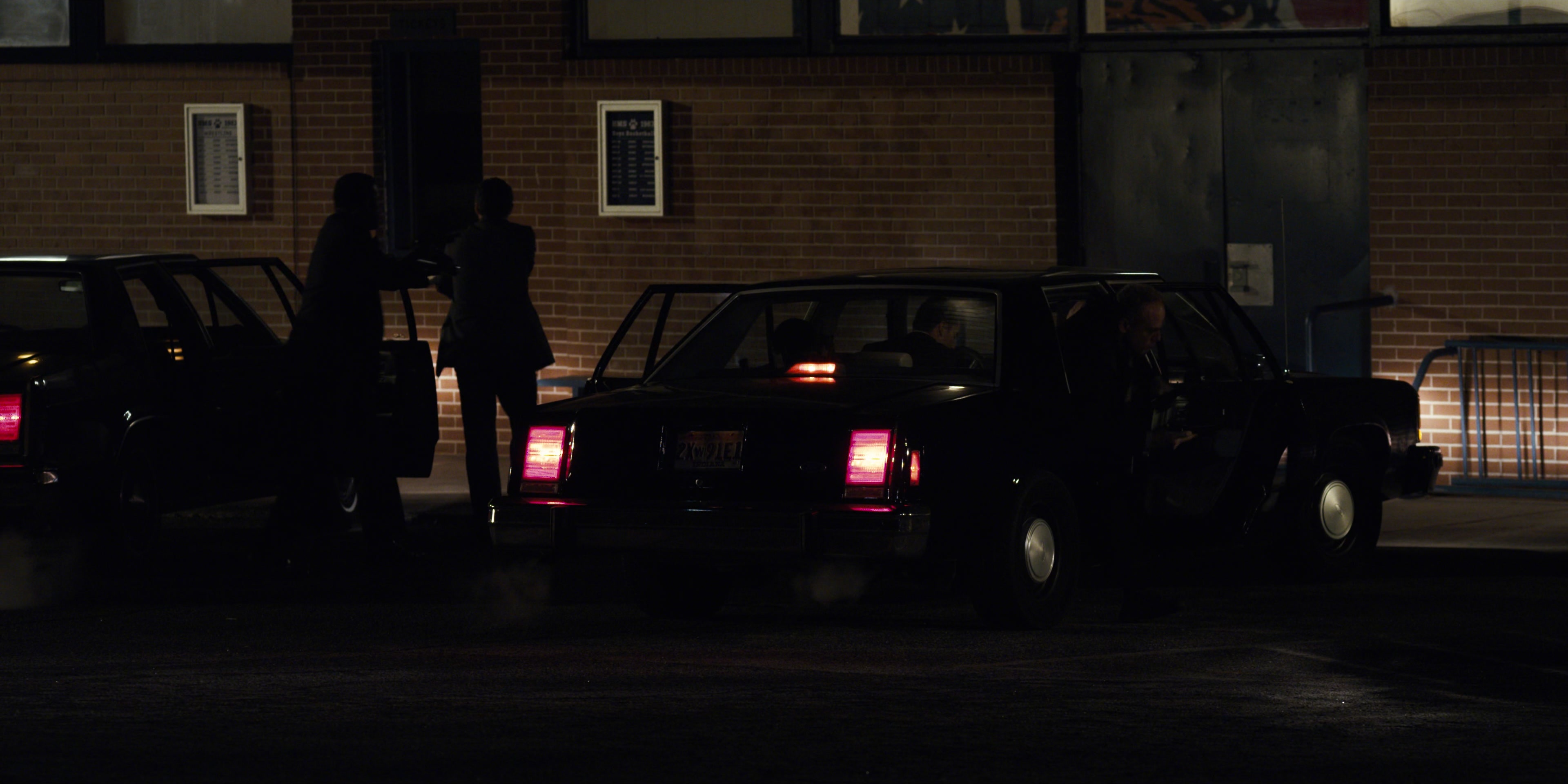 Stranger Things (2016), wide, 2.00:1 — film still