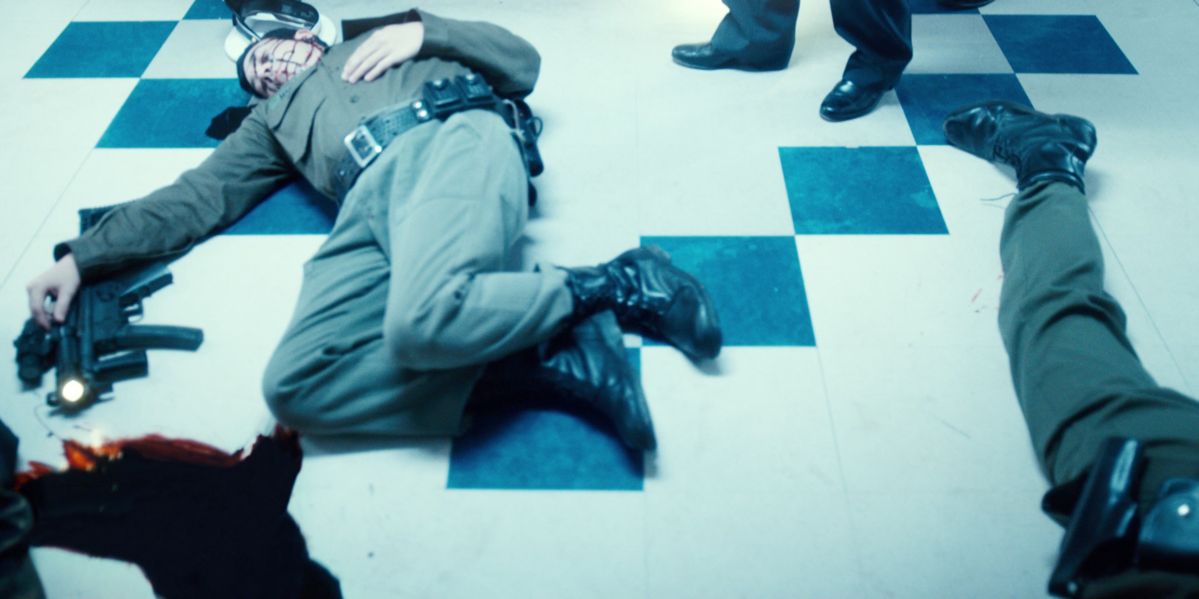 Stranger Things (2016), wide, 2.00:1 — film still