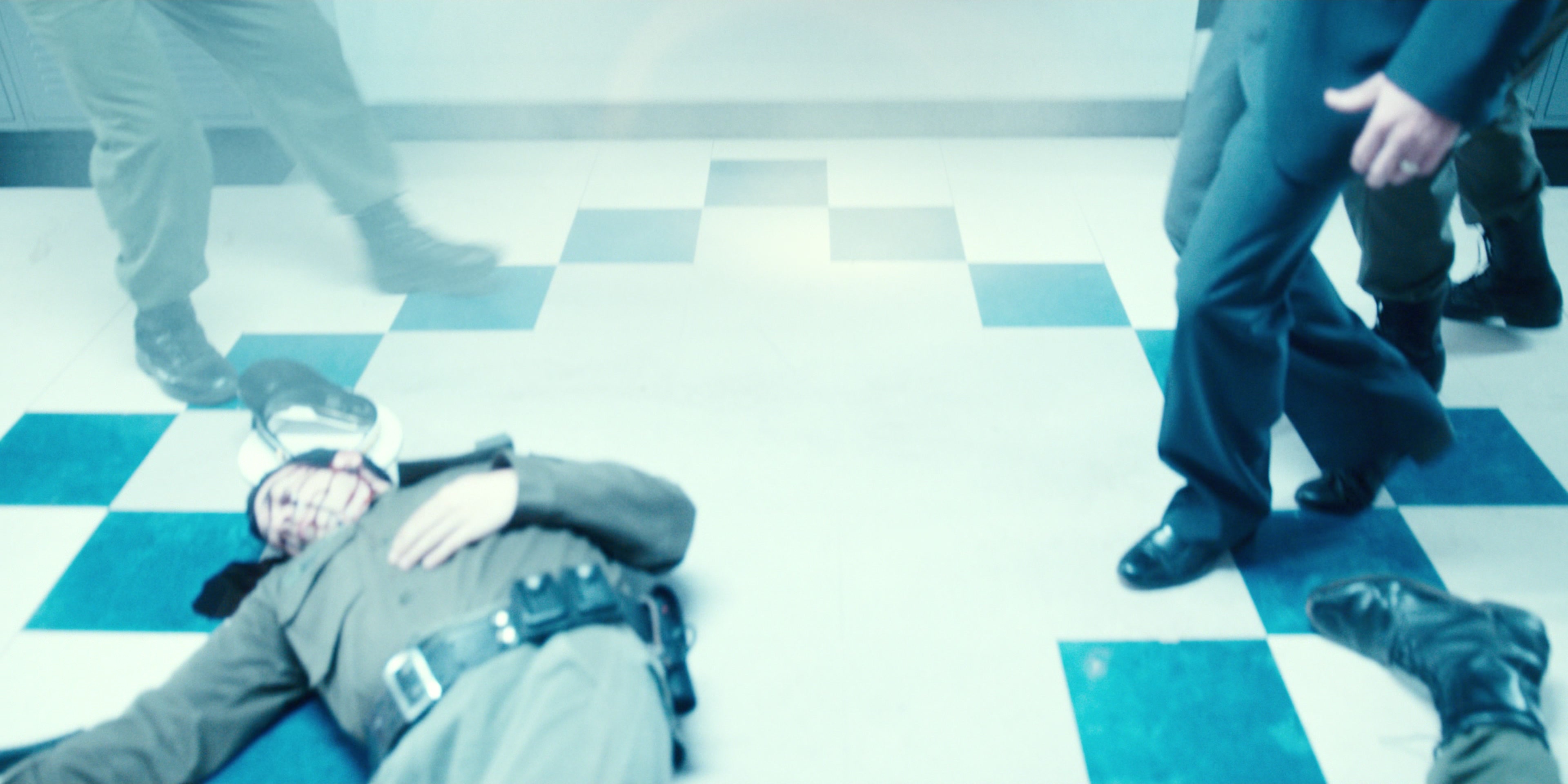 Stranger Things (2016), wide, 2.00:1 — film still