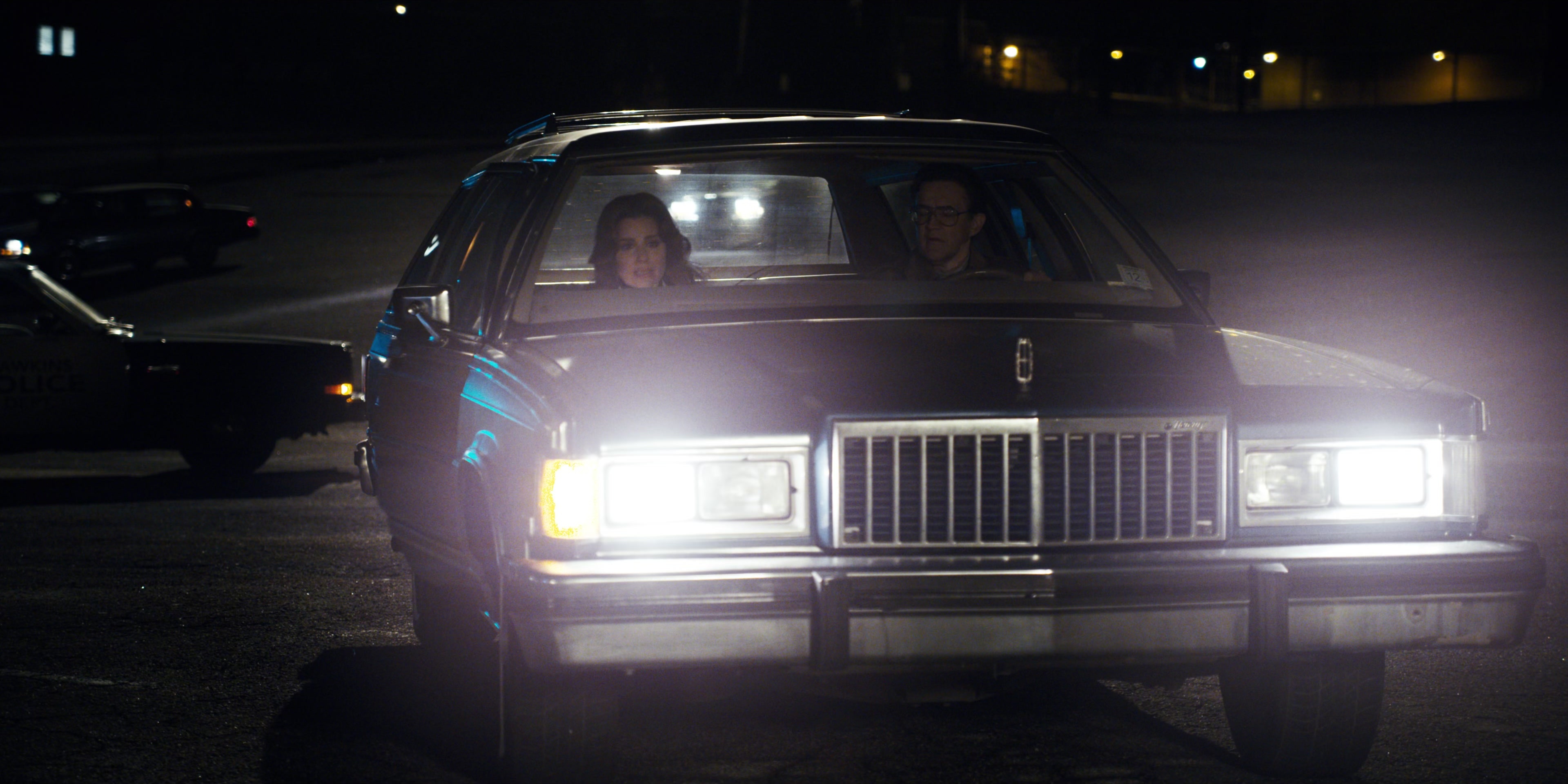 Stranger Things (2016), wide, 2.00:1 — film still