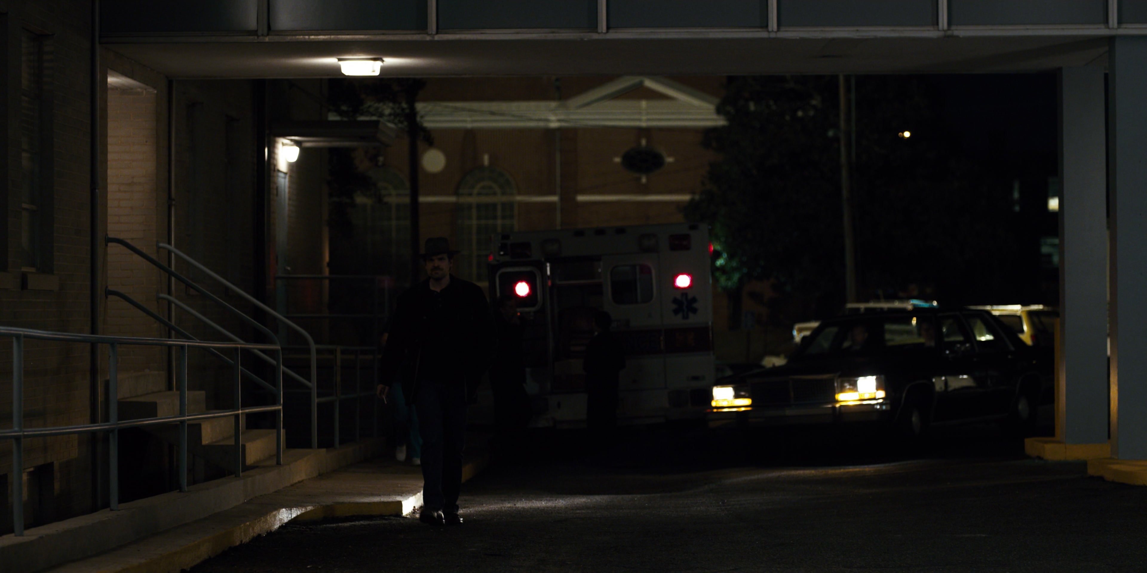 Stranger Things (2016), wide, 2.00:1 — film still